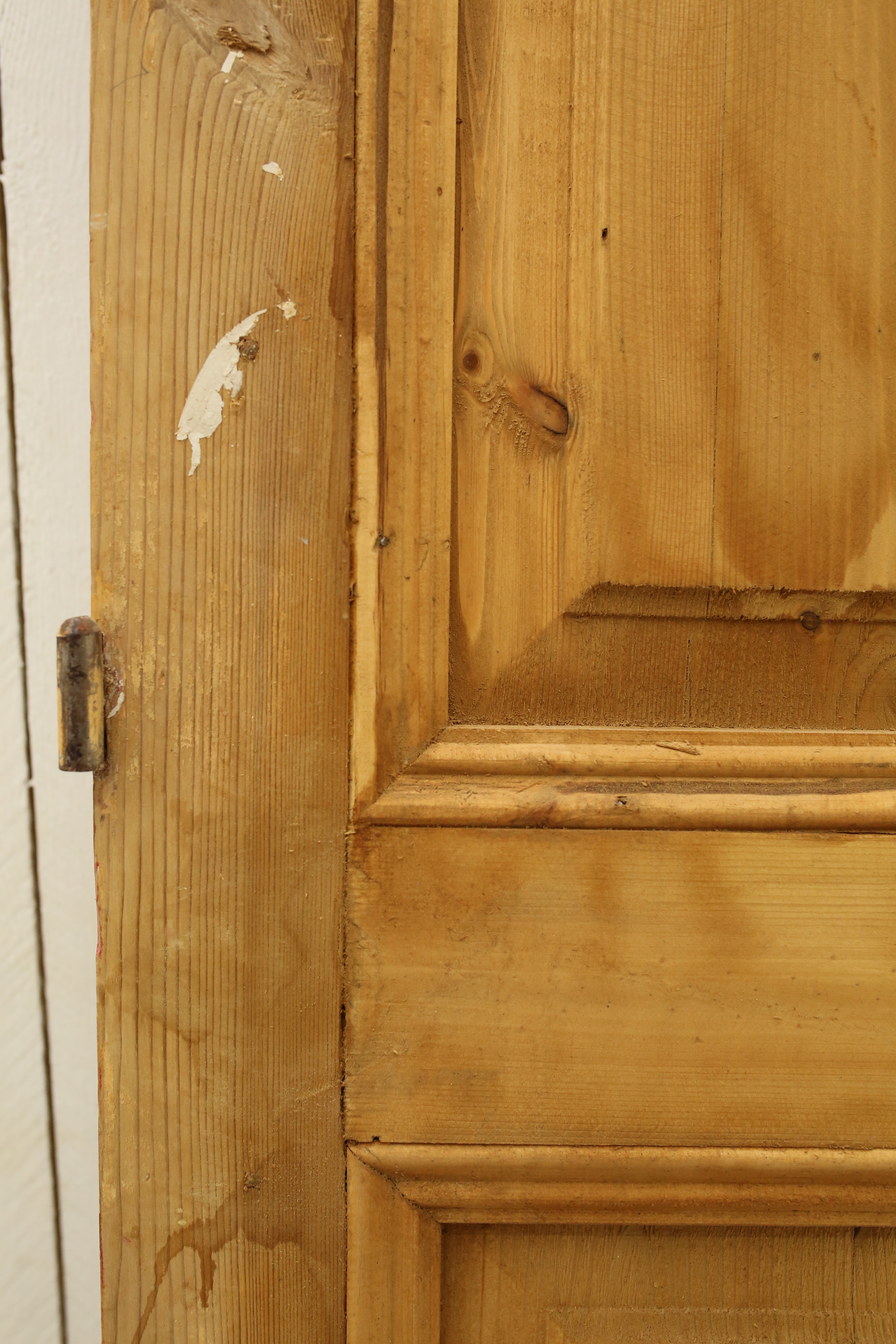 VINTAGE SINGLE DOOR A464