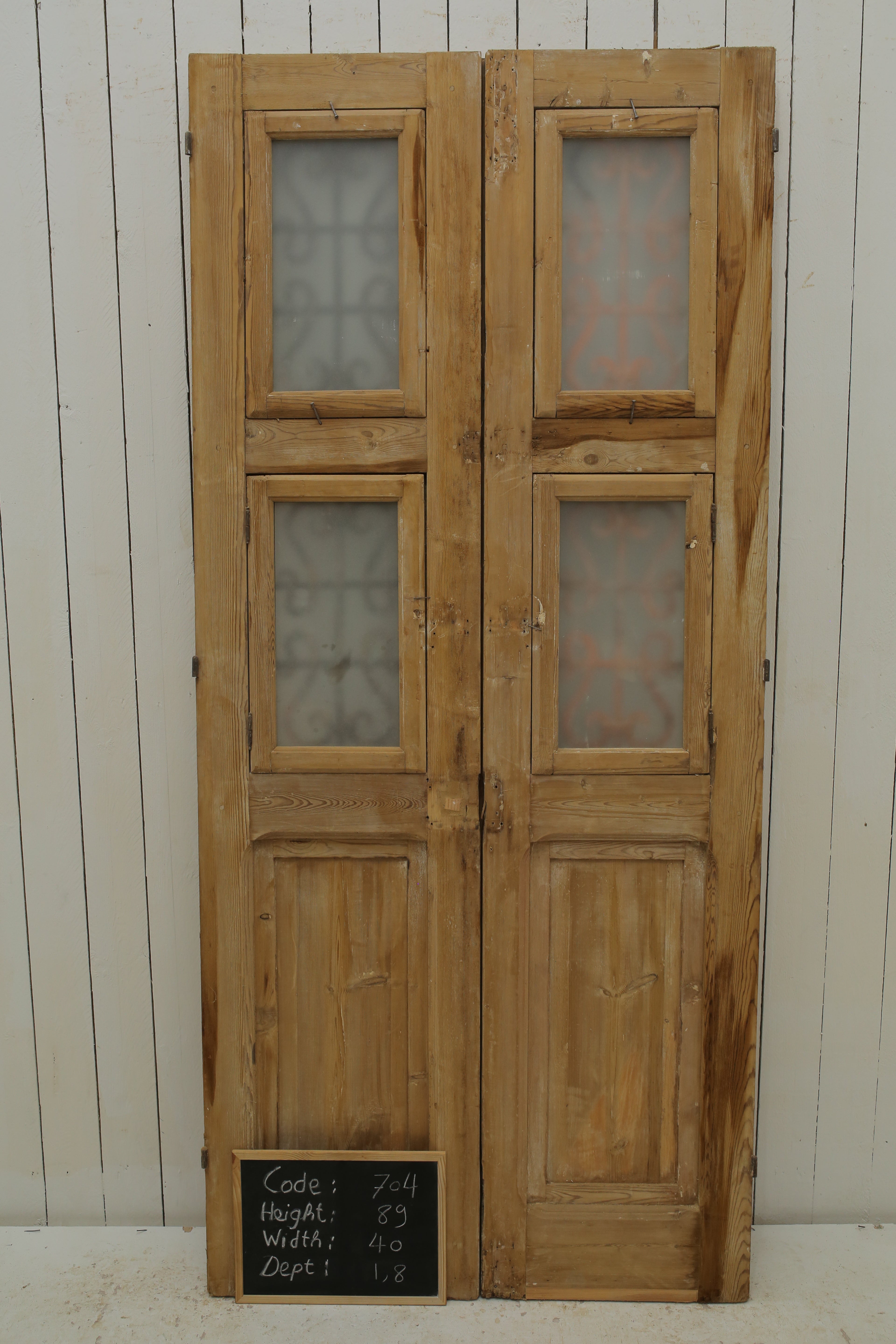 VINTAGE DBL FRENCH METAL DOOR A704