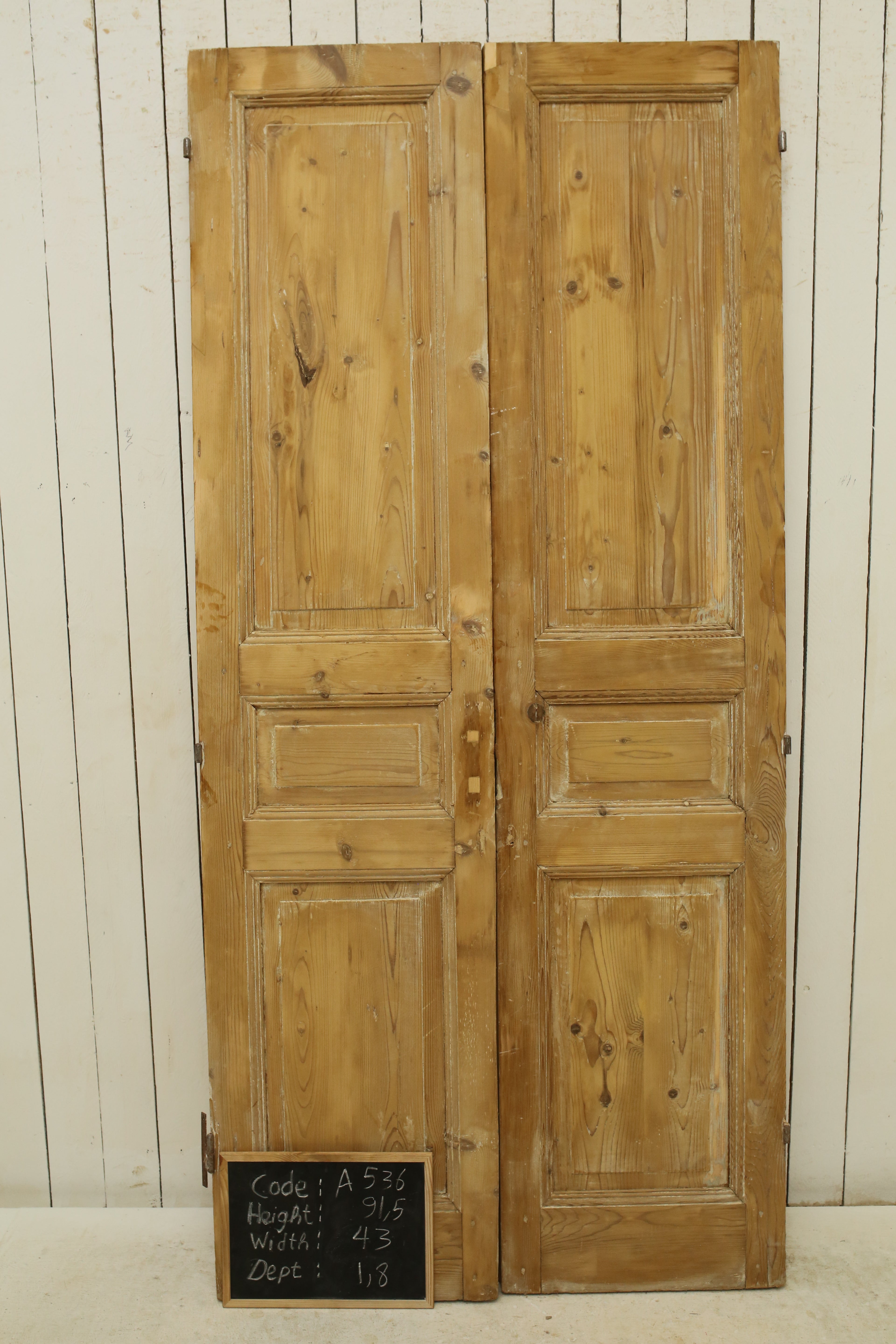 VINTAGE DBL FRENCH DOOR A536