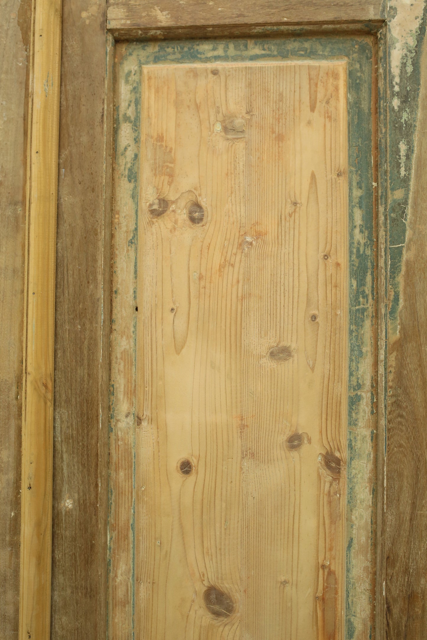 VINTAGE DBL FRENCH DOOR A559