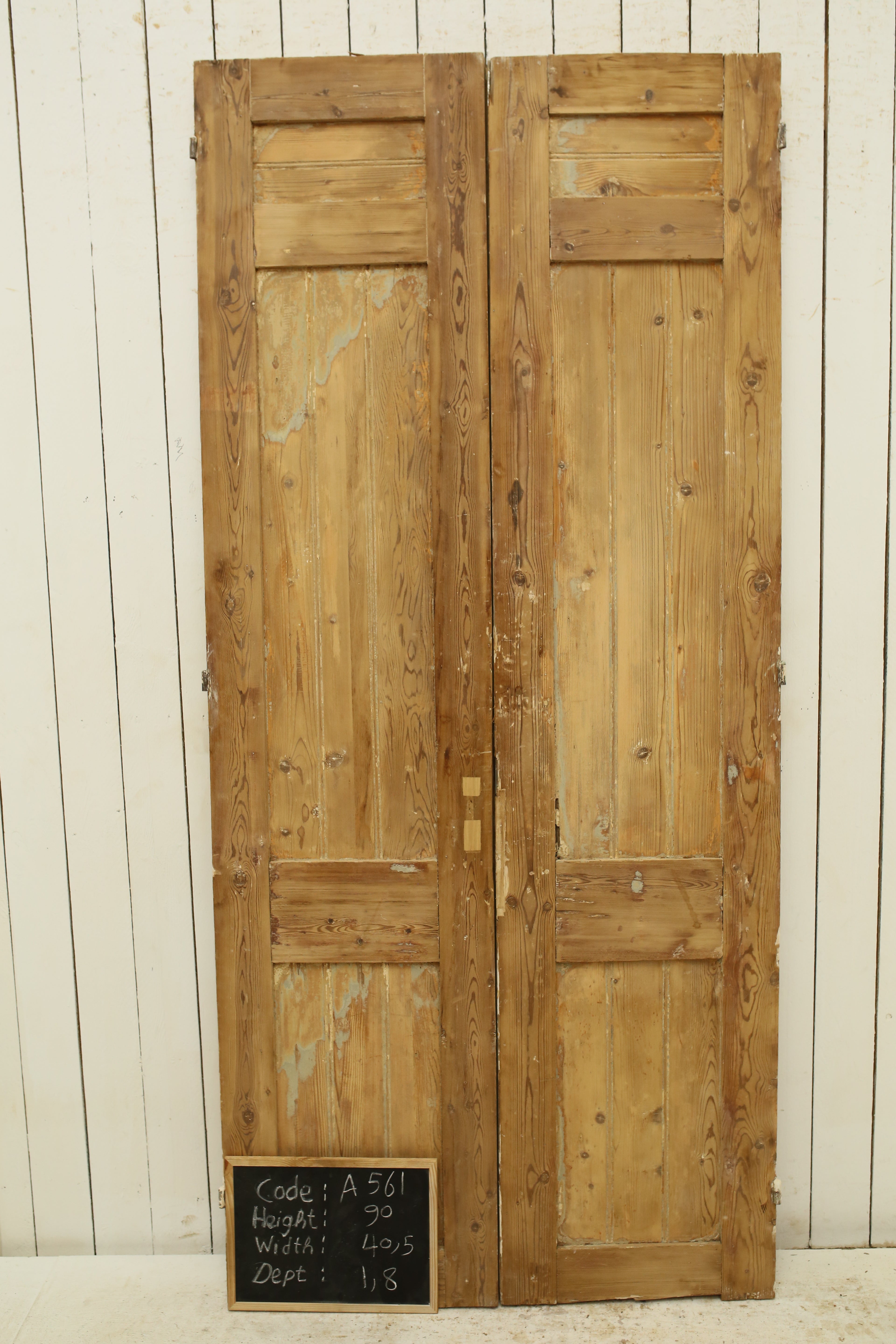 VINTAGE DBL FRENCH DOOR A561