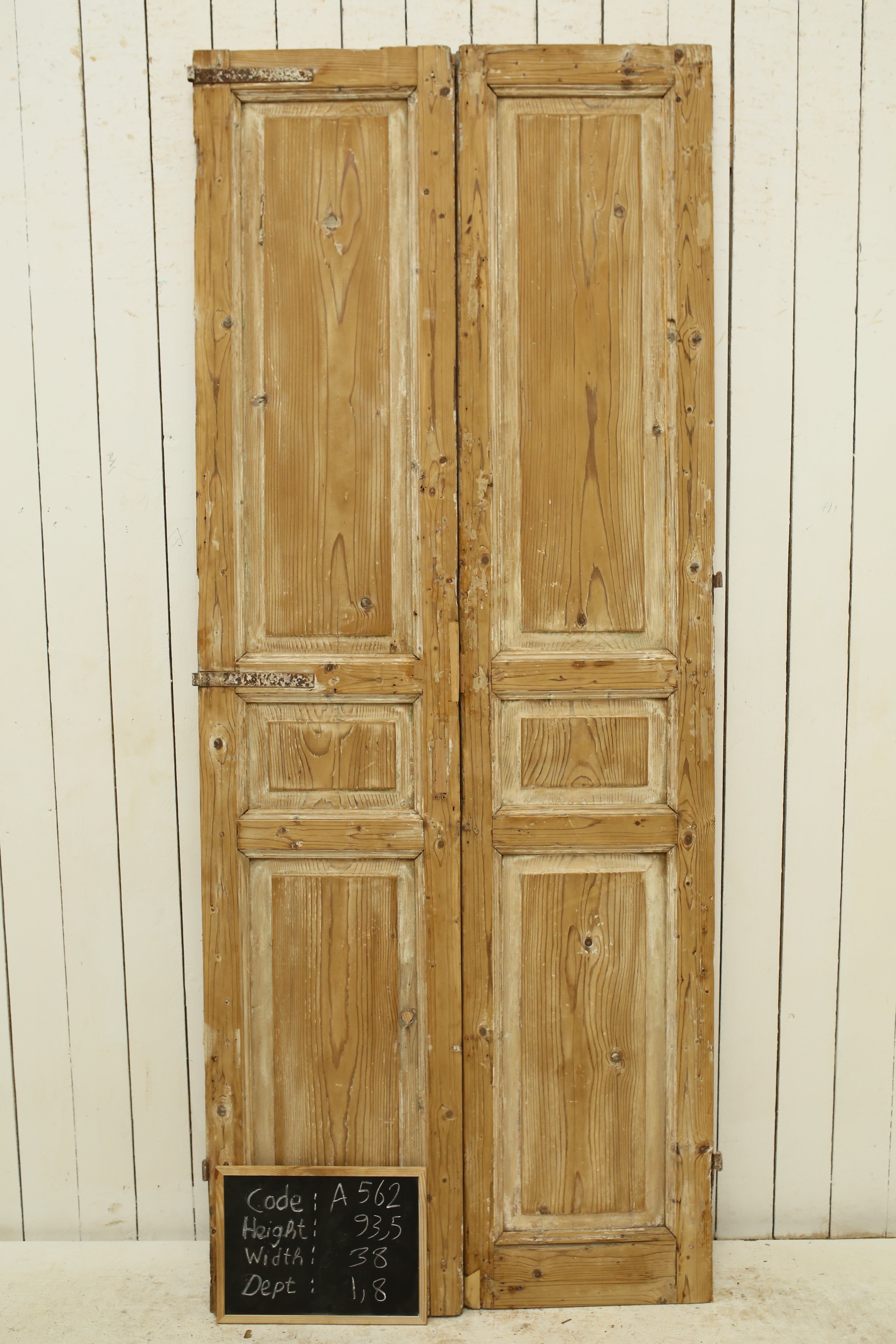 VINTAGE DBL FRENCH DOOR A562