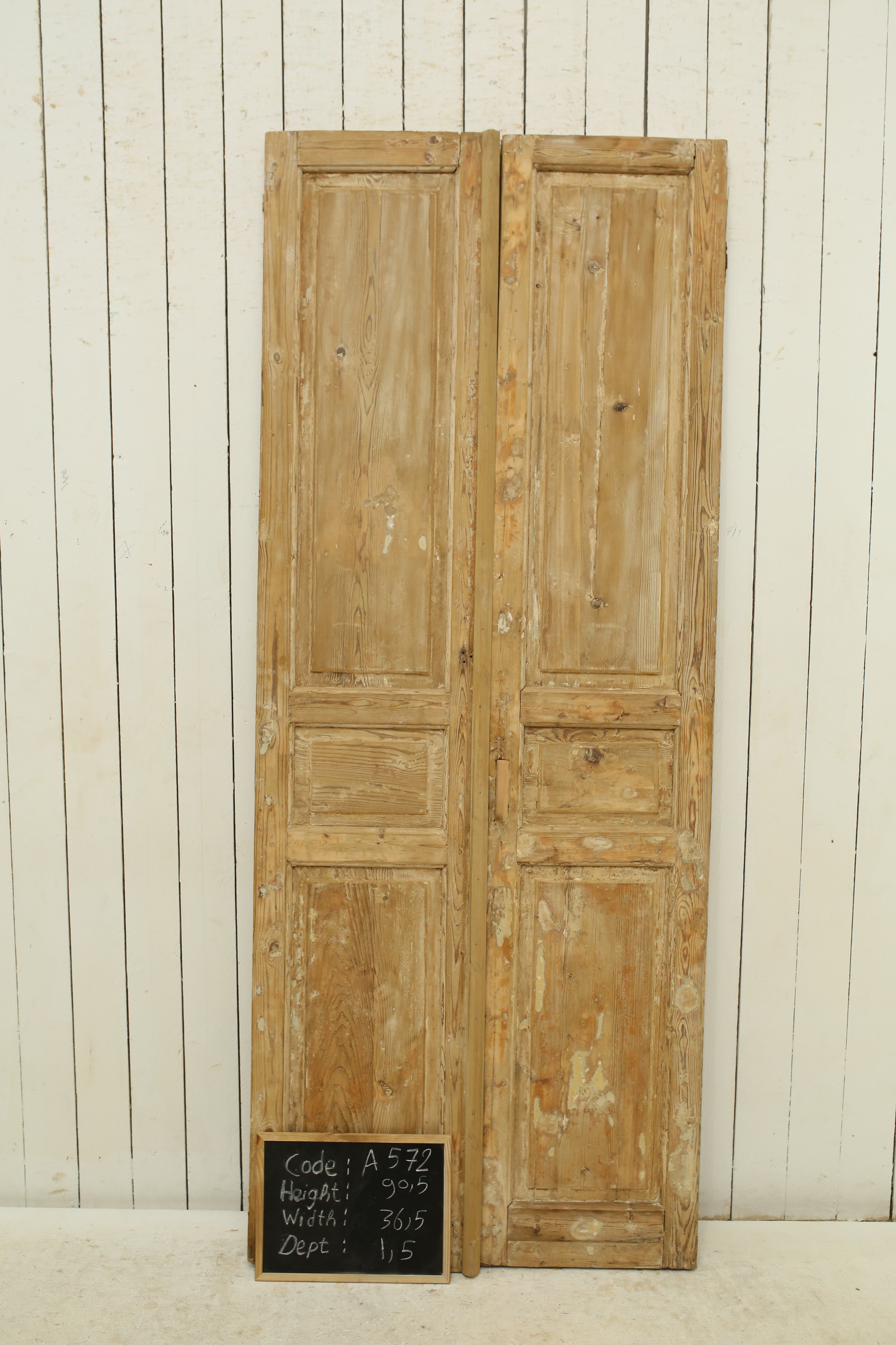 VINTAGE DBL FRENCH DOOR A572