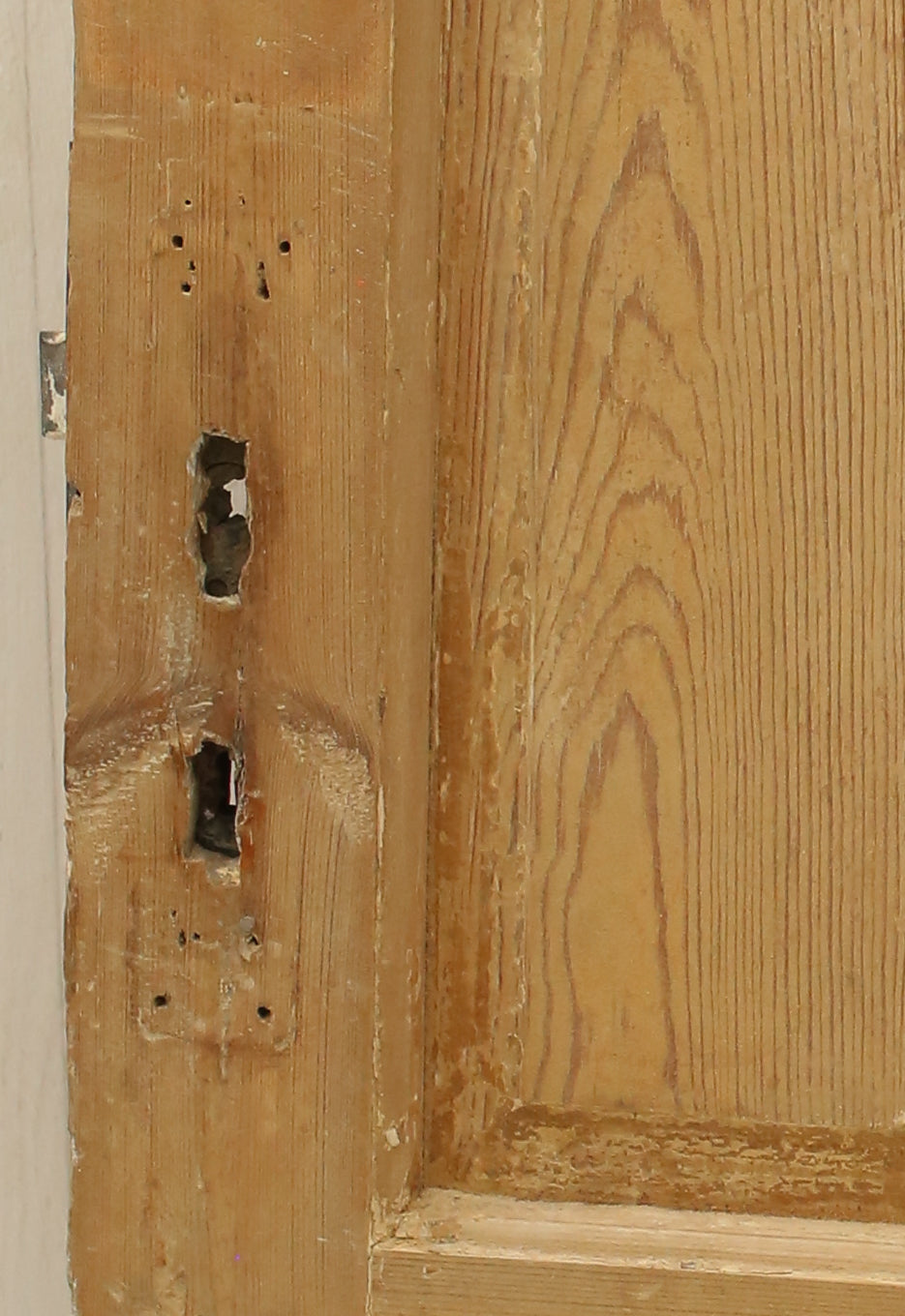 VINTAGE SINGLE GLASS DOOR 941