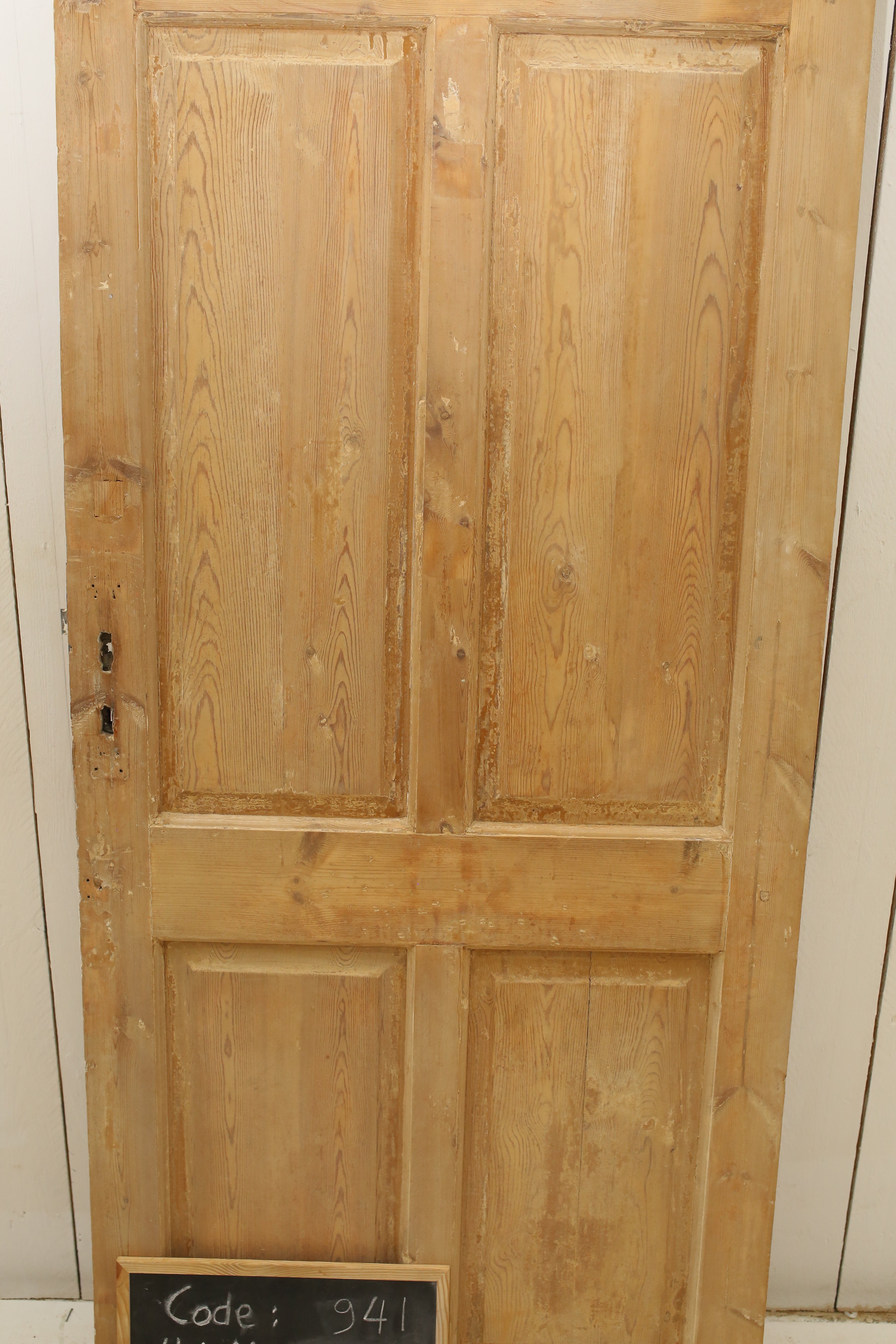 VINTAGE SINGLE GLASS DOOR 941