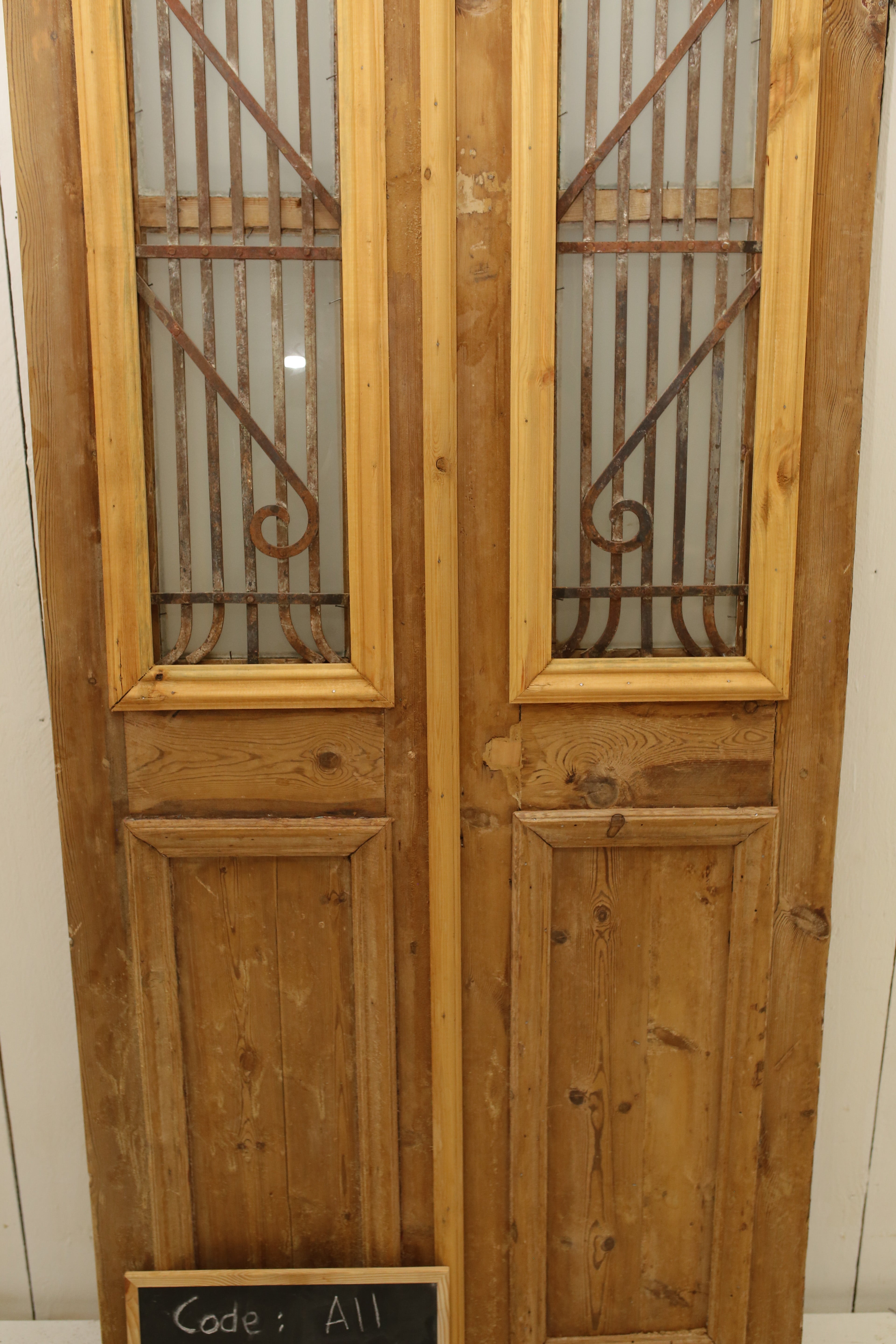 VINTAGE DBL FRENCH METAL DOOR A11