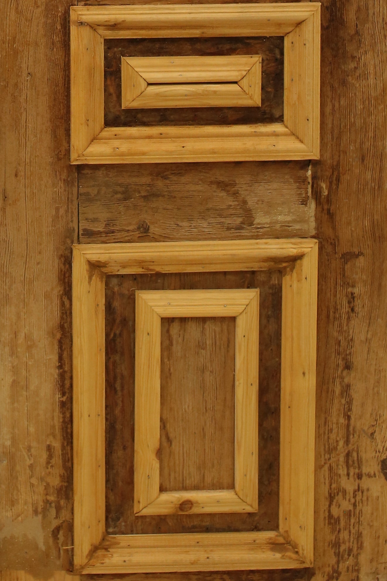 VINTAGE DBL FRENCH METAL DOOR A12