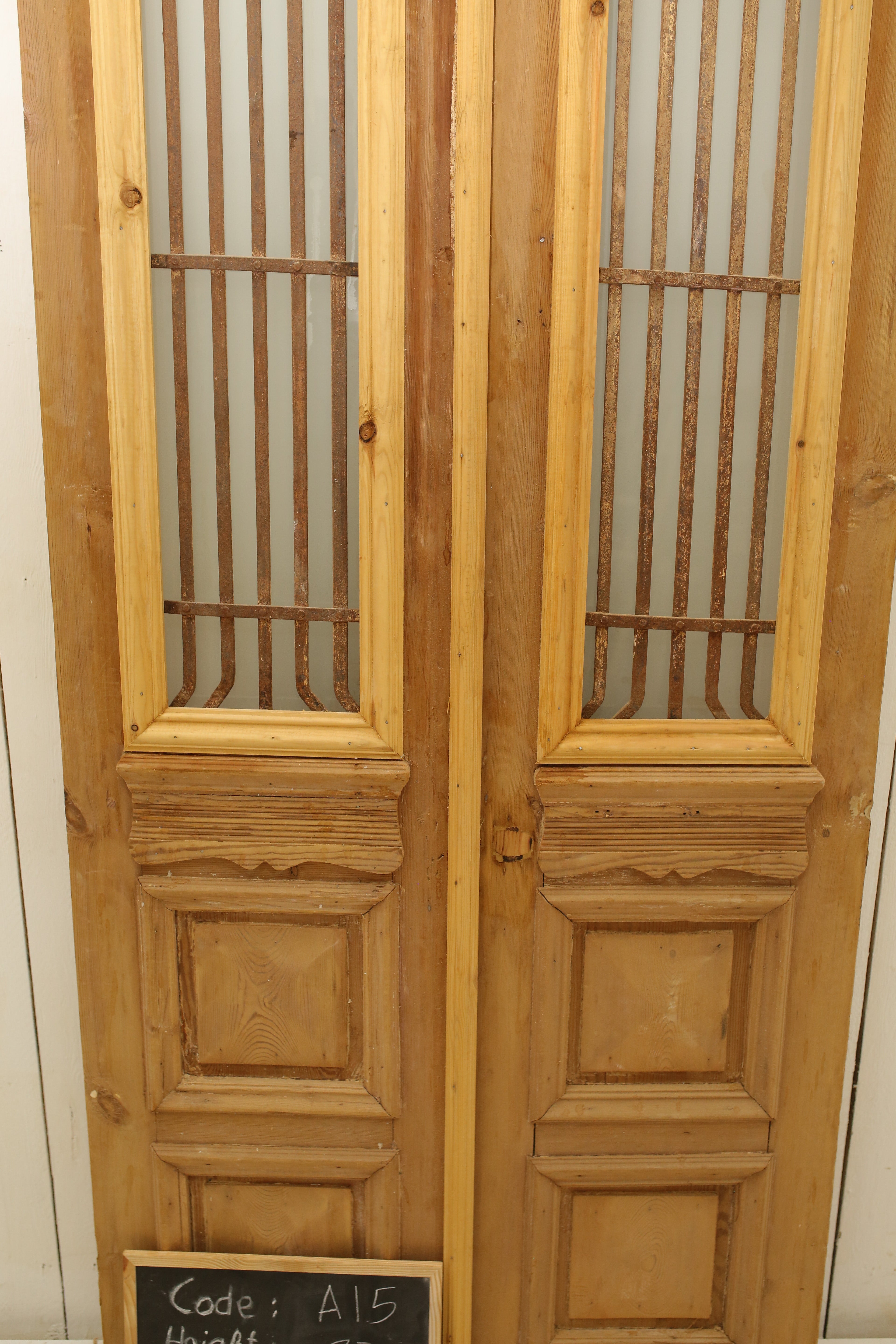 VINTAGE DBL FRENCH METAL DOOR A15