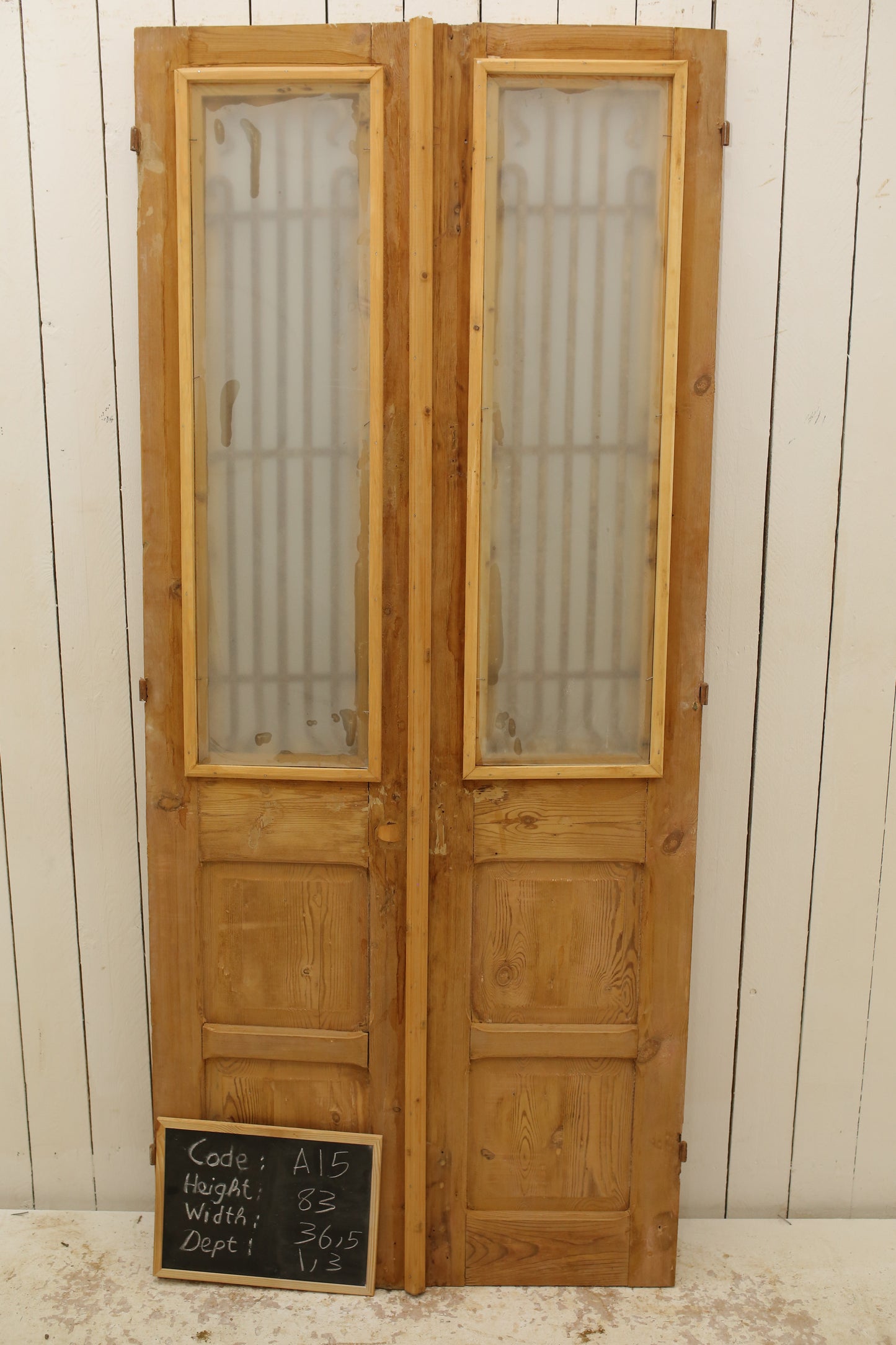 VINTAGE DBL FRENCH METAL DOOR A15