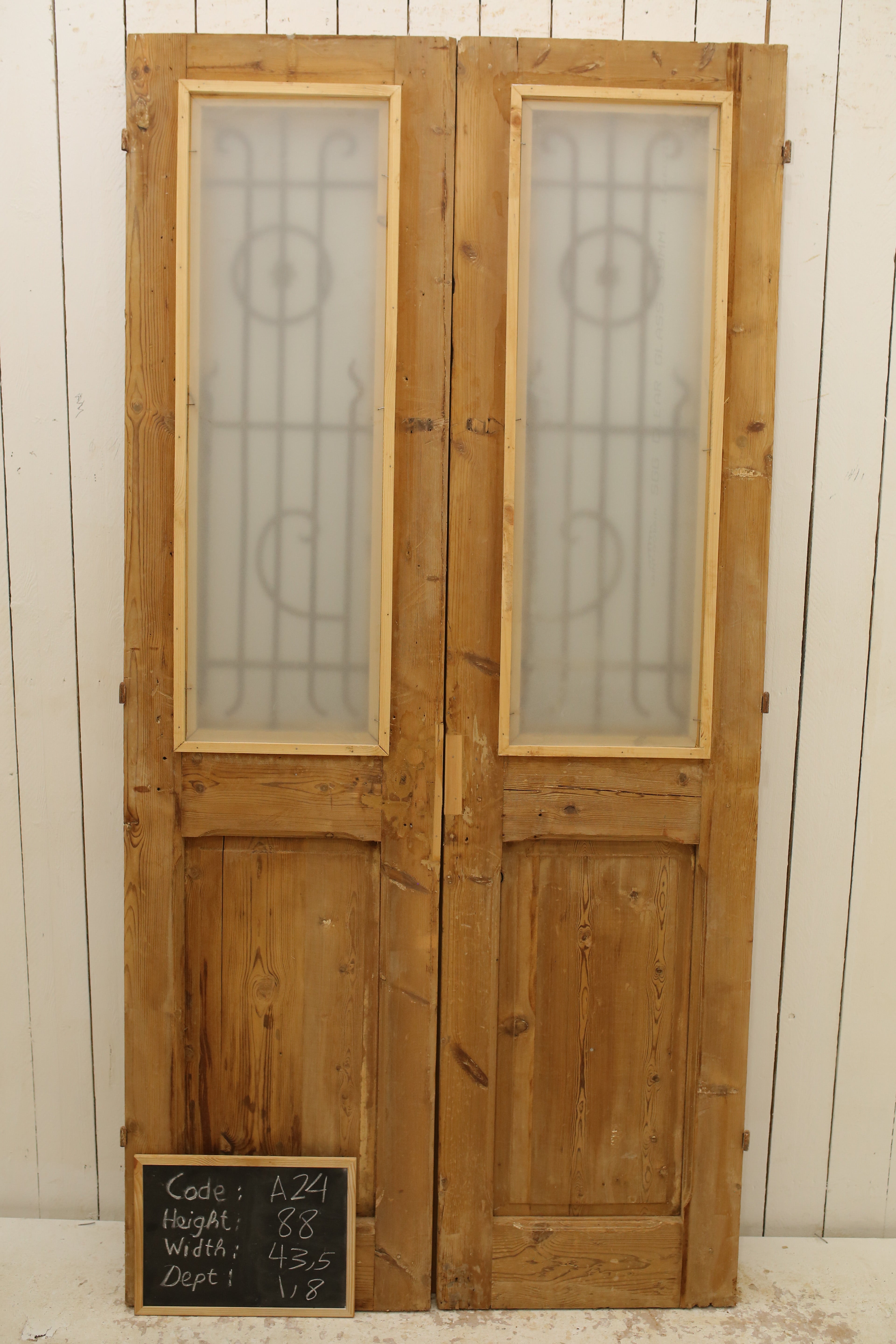 VINTAGE DBL FRENCH METAL DOOR A24