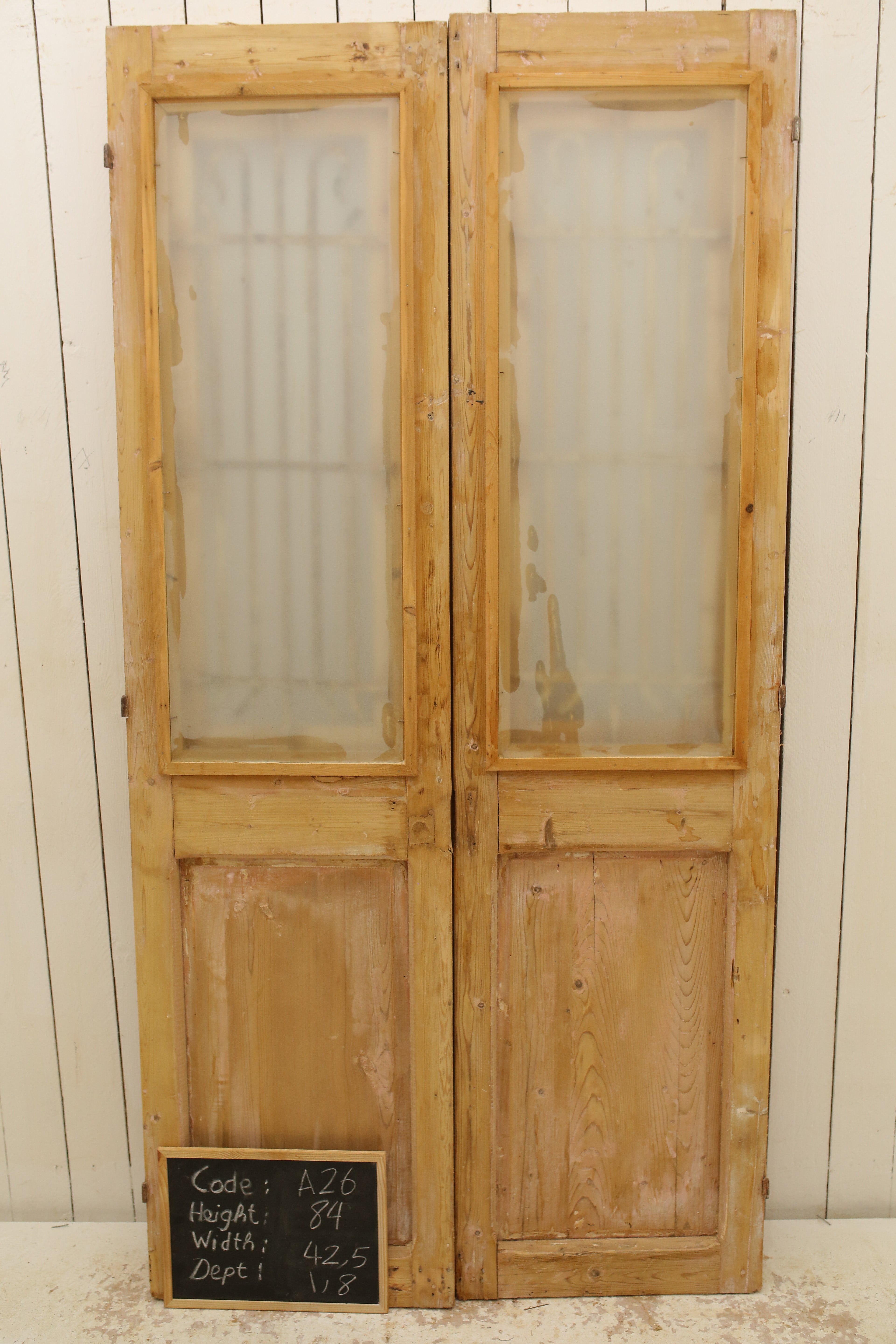 VINTAGE DBL FRENCH METAL DOOR A26