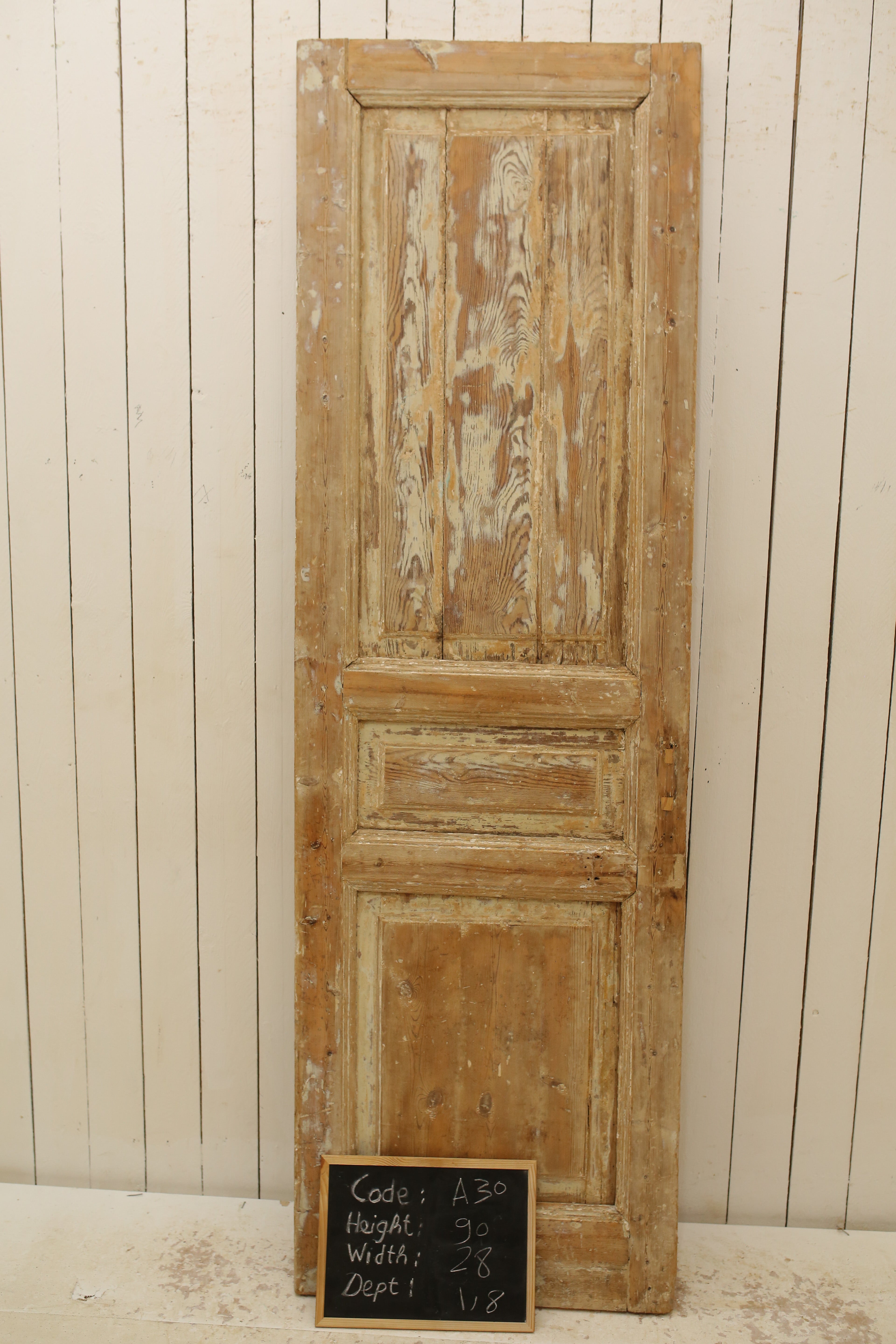 VINTAGE SINGLE DOOR A30