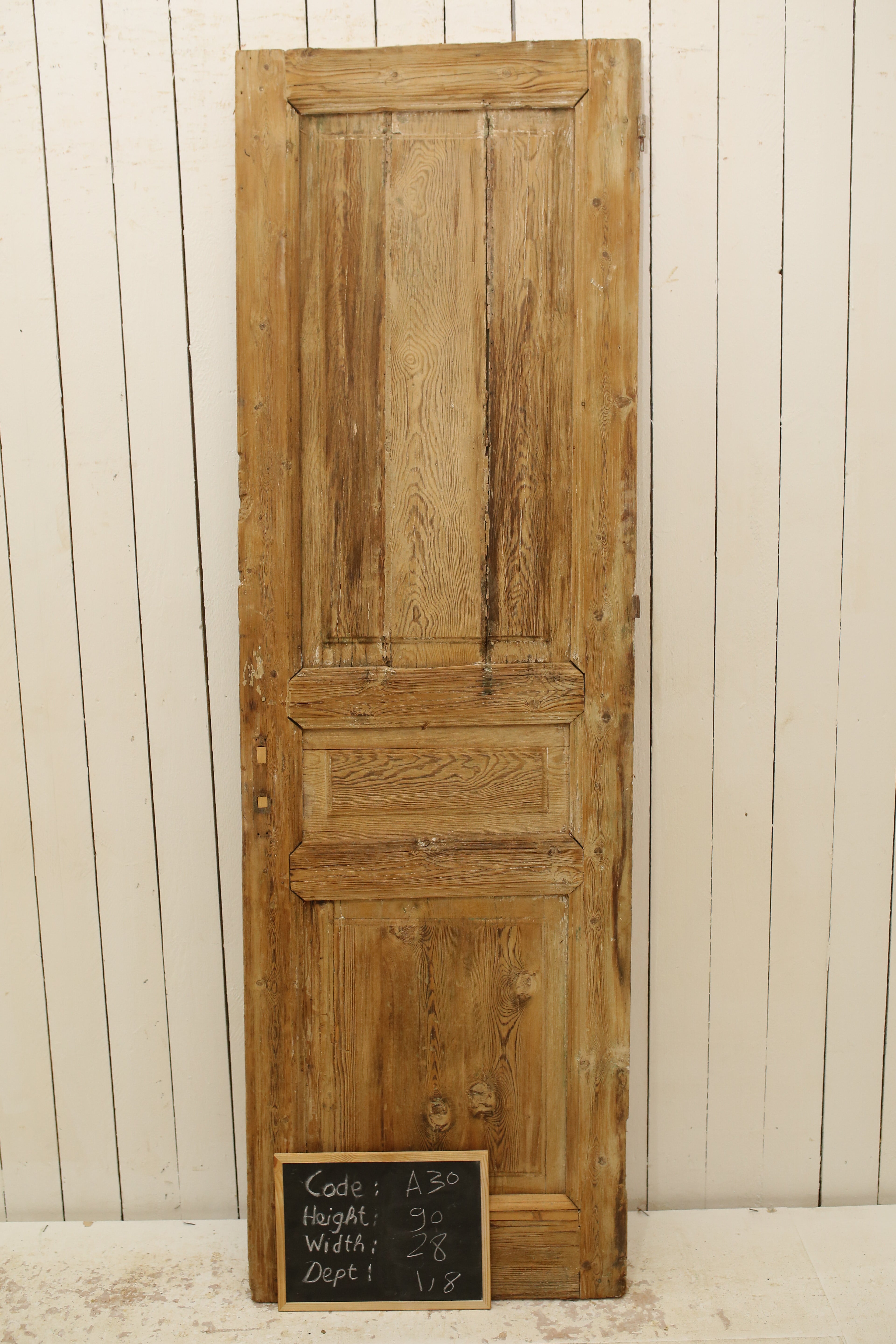 VINTAGE SINGLE DOOR A30