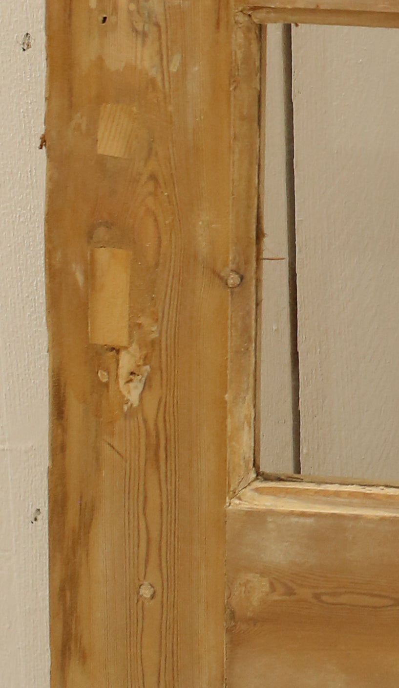 VINTAGE SINGLE GLASS DOOR A35