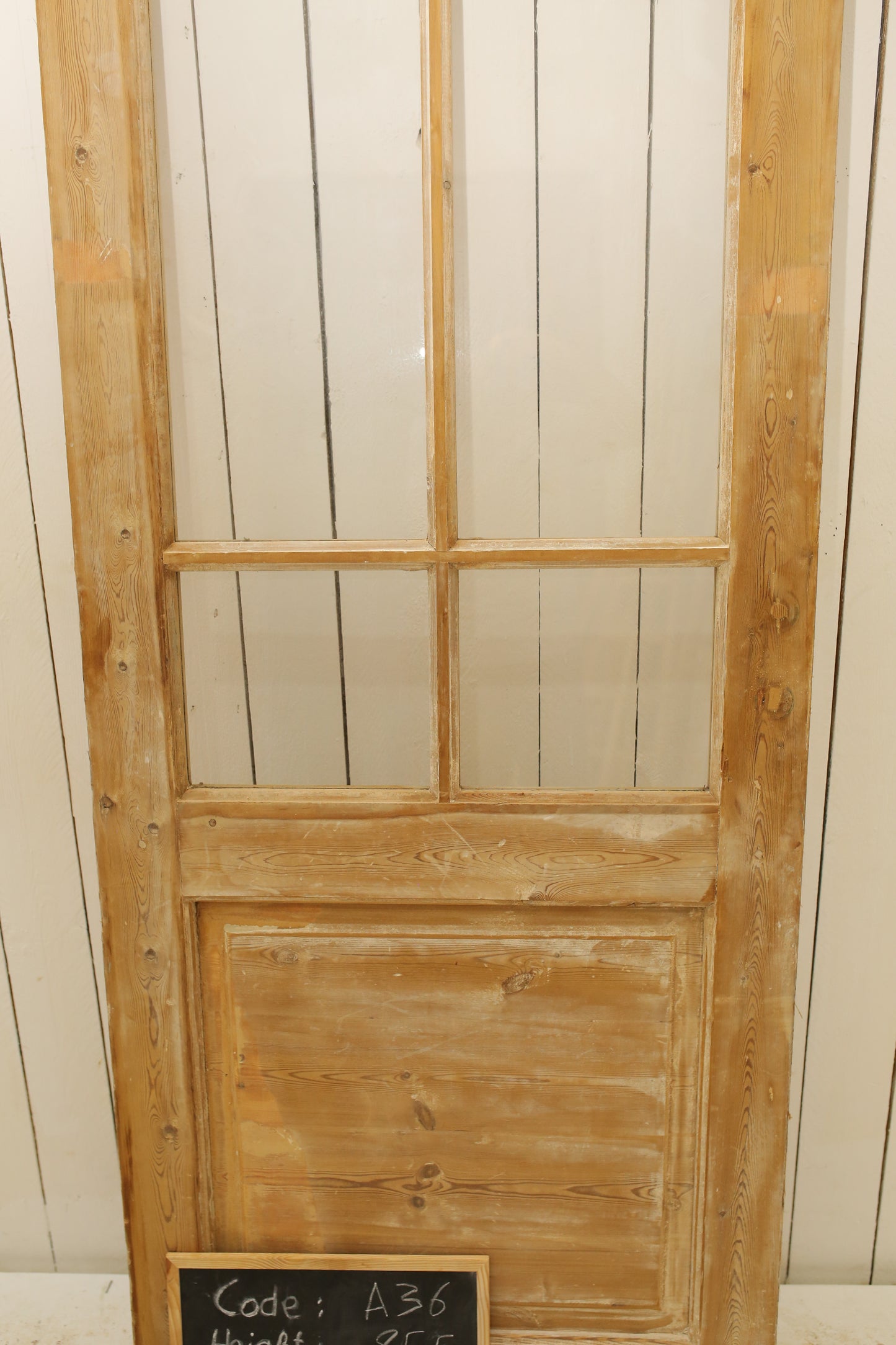 VINTAGE SINGLE GLASS DOOR A36