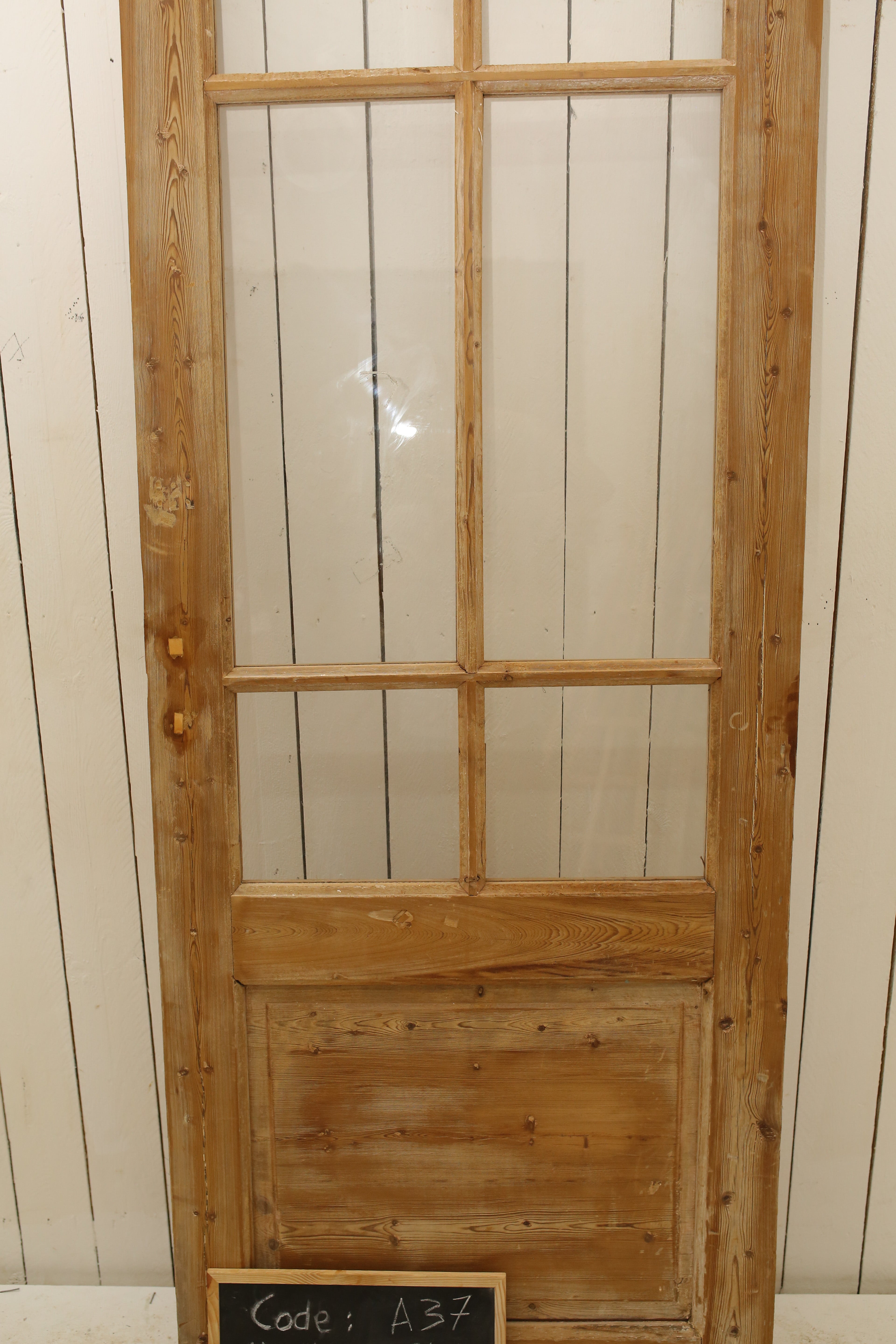 VINTAGE SINGLE GLASS DOOR A37