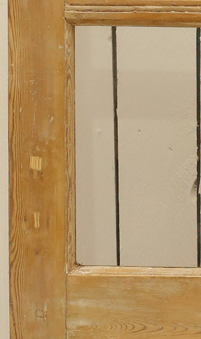 VINTAGE SINGLE GLASS DOOR A40