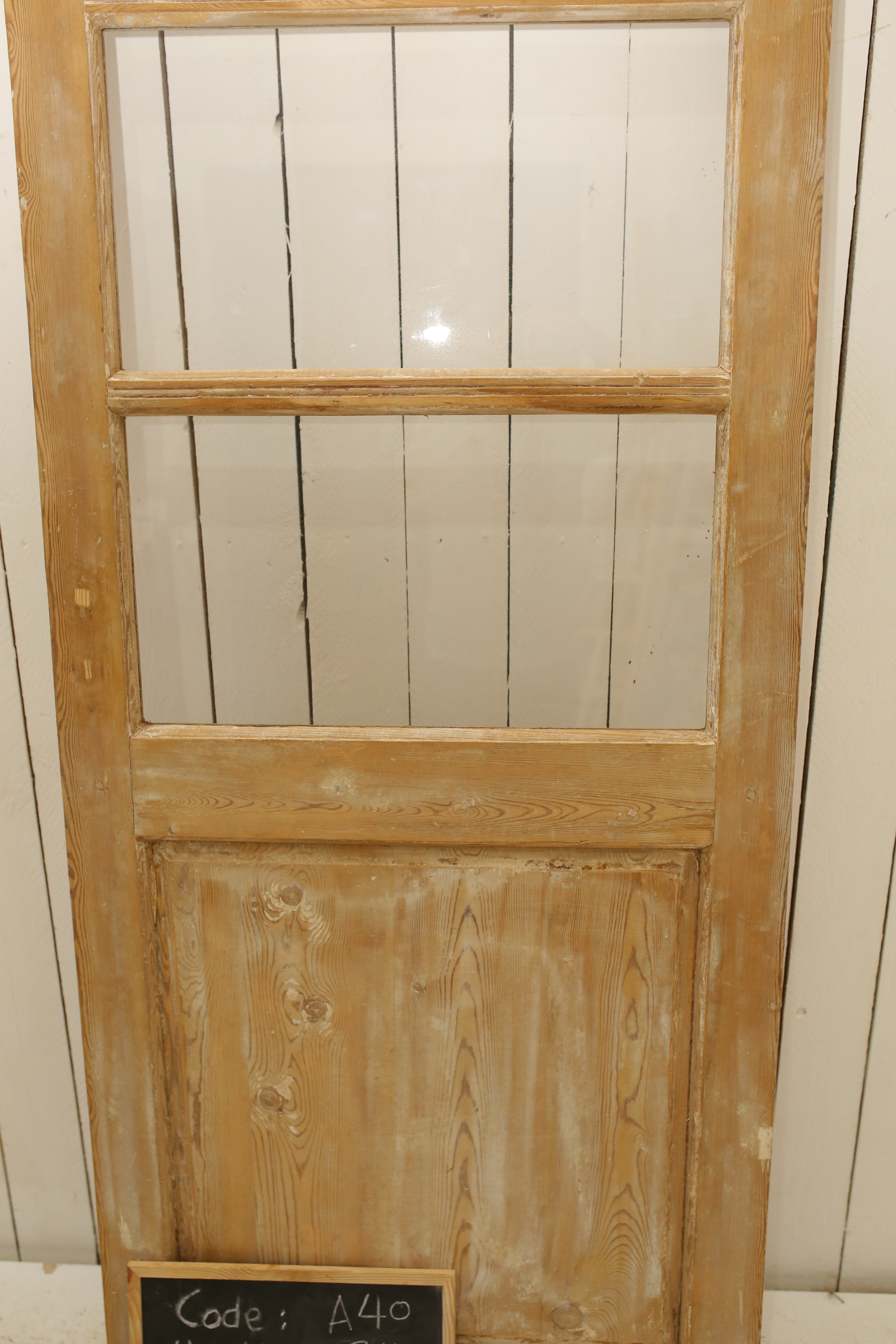 VINTAGE SINGLE GLASS DOOR A40