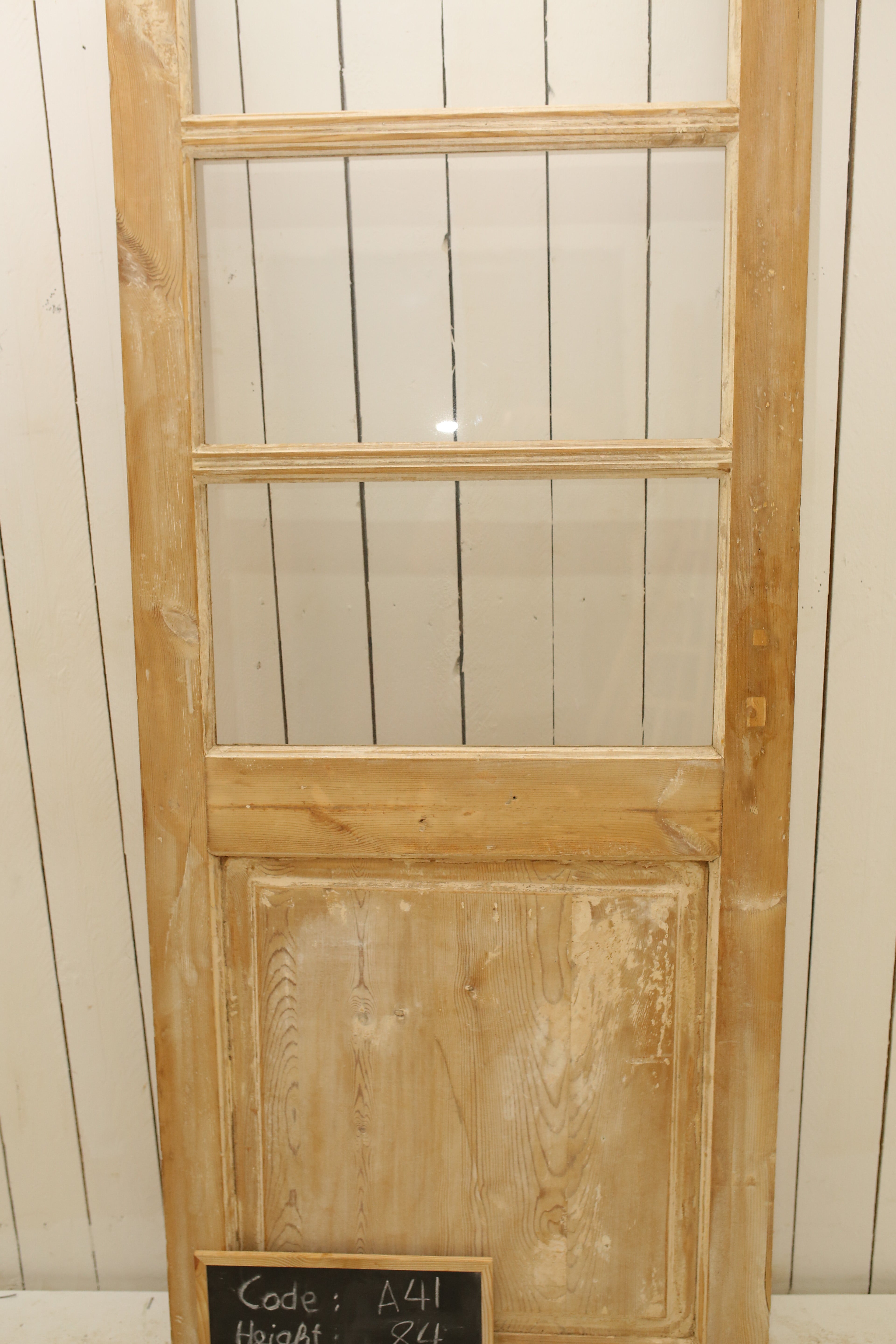 VINTAGE SINGLE GLASS DOOR A41
