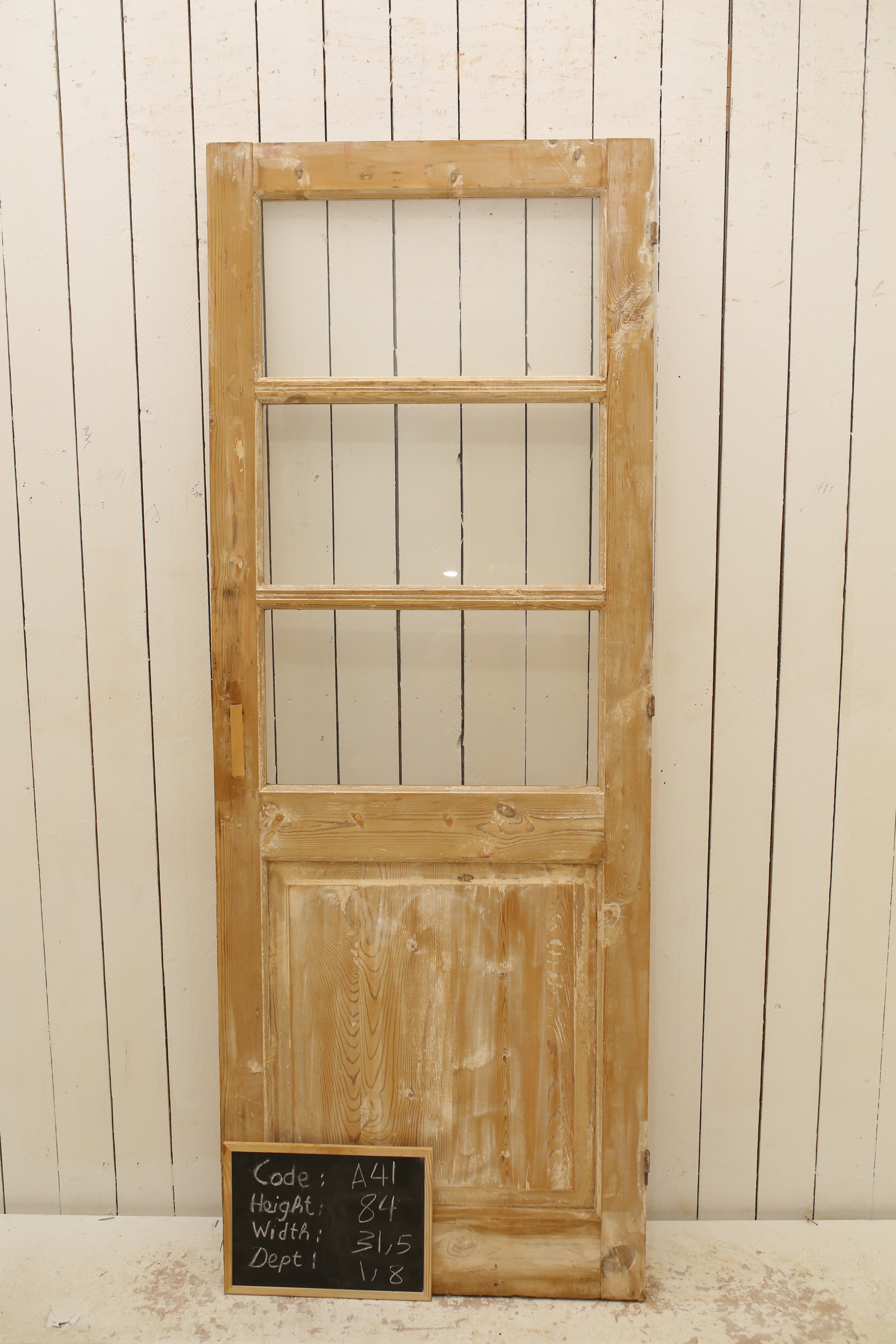 VINTAGE SINGLE GLASS DOOR A41
