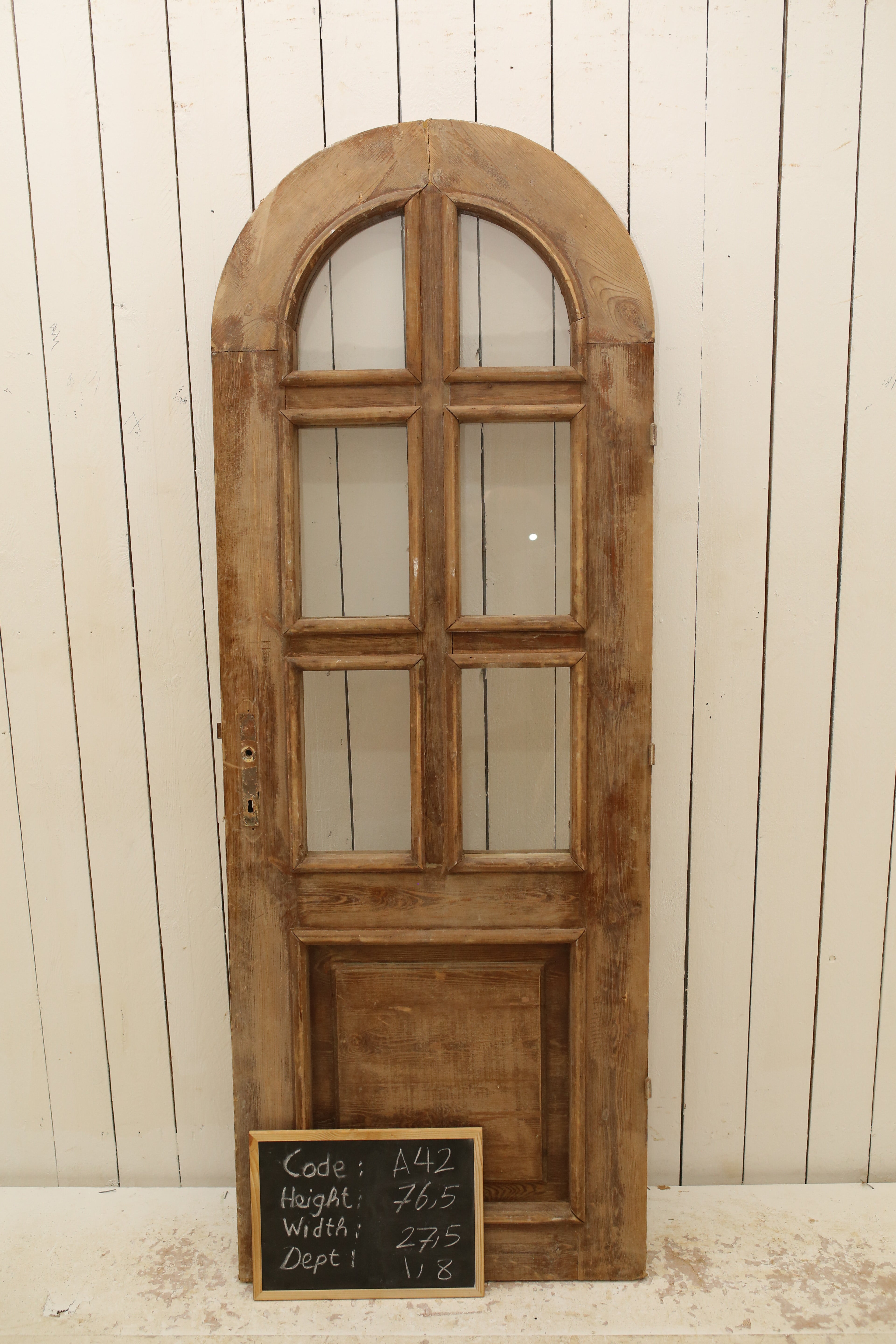 VINTAGE SINGLE GLASS DOOR A42