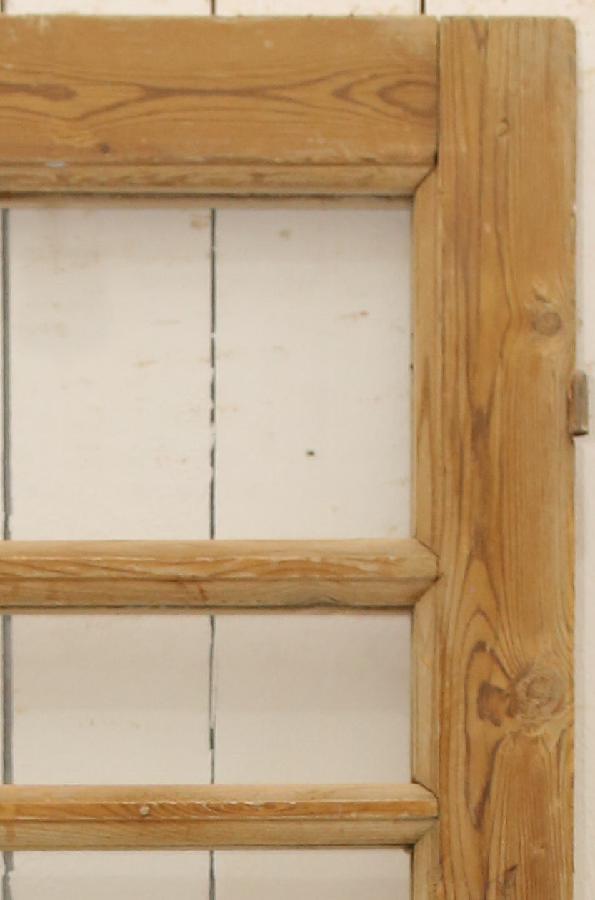 VINTAGE SINGLE GLASS DOOR A47