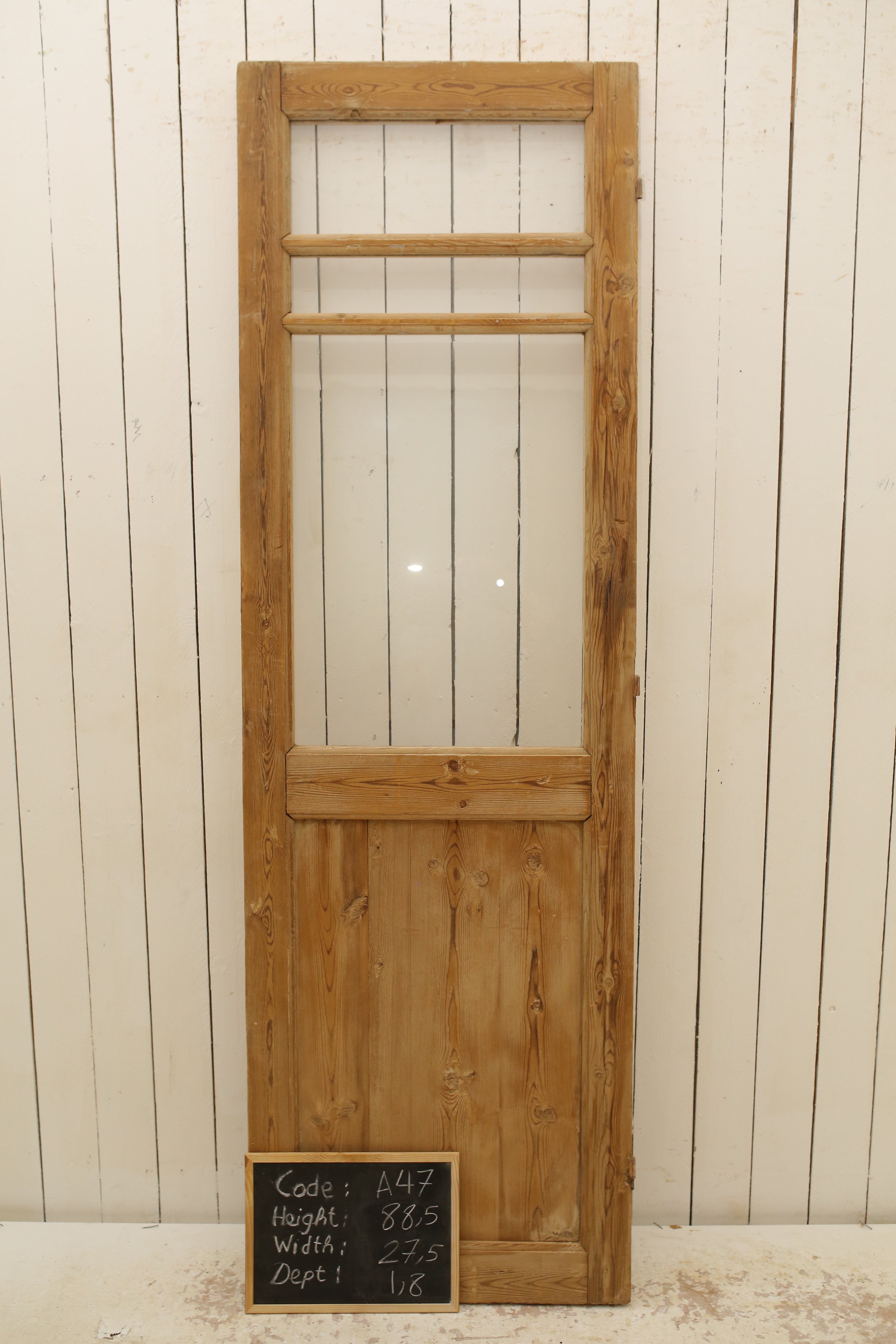 VINTAGE SINGLE GLASS DOOR A47