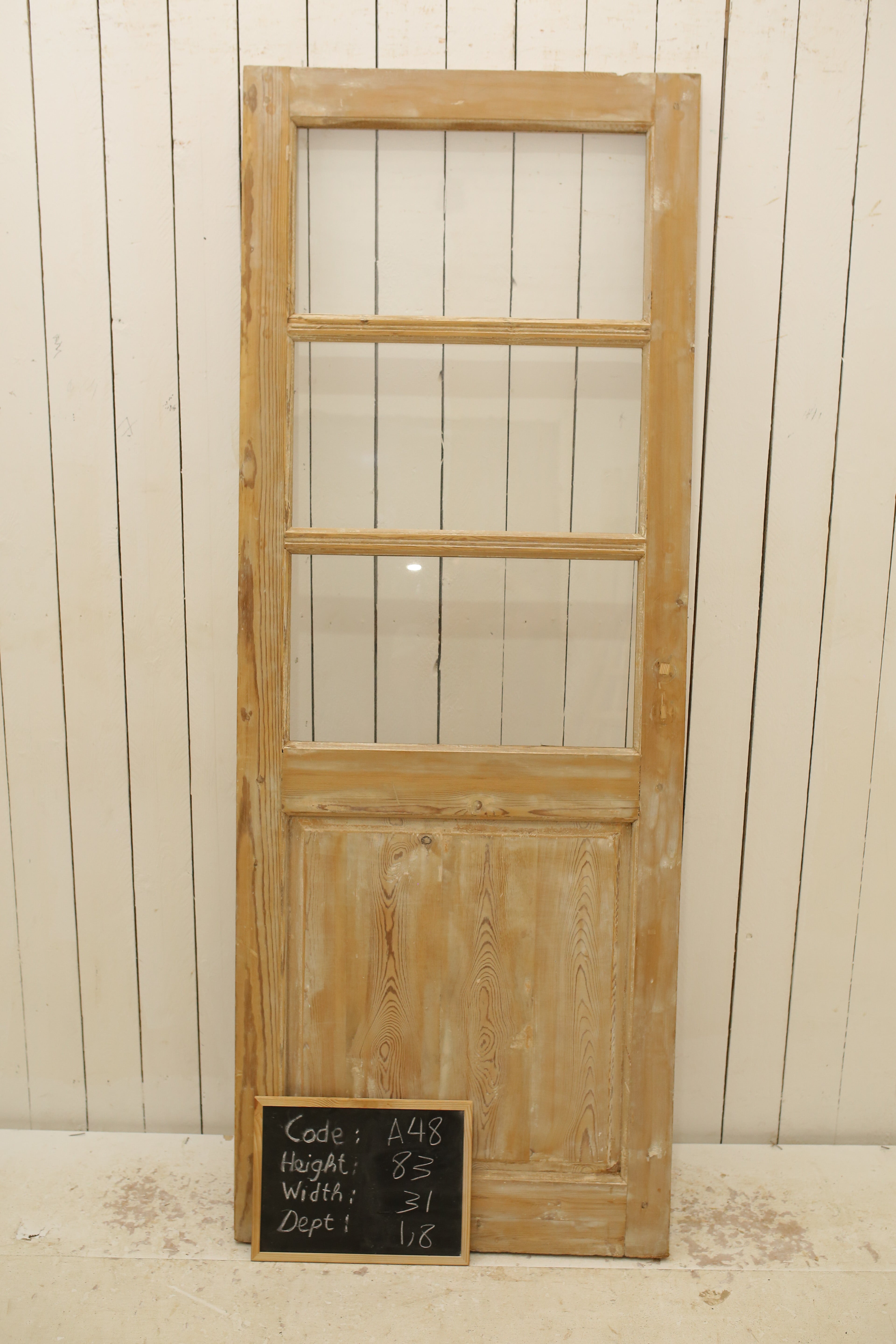 VINTAGE SINGLE GLASS DOOR A48