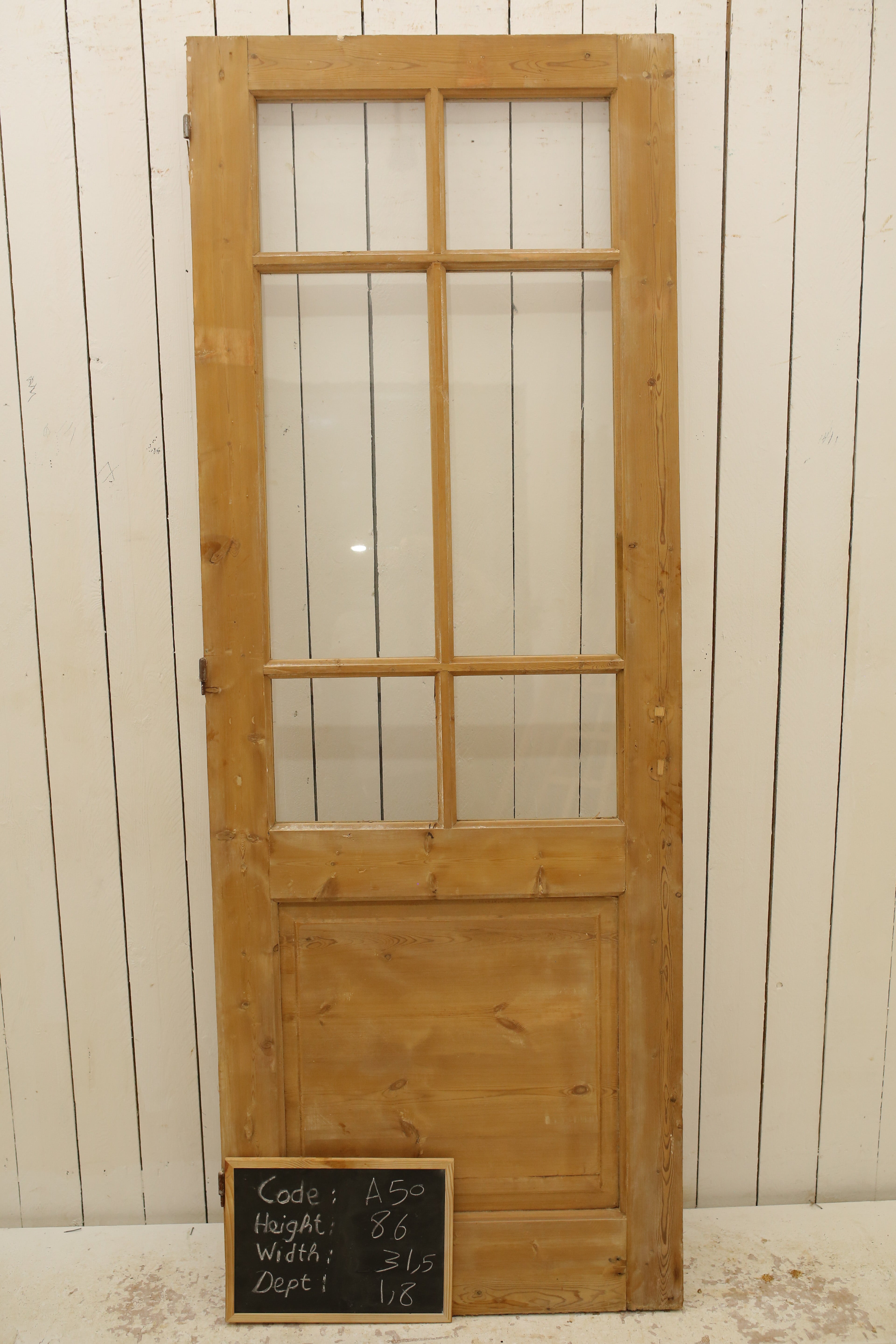 VINTAGE SINGLE GLASS DOOR A50
