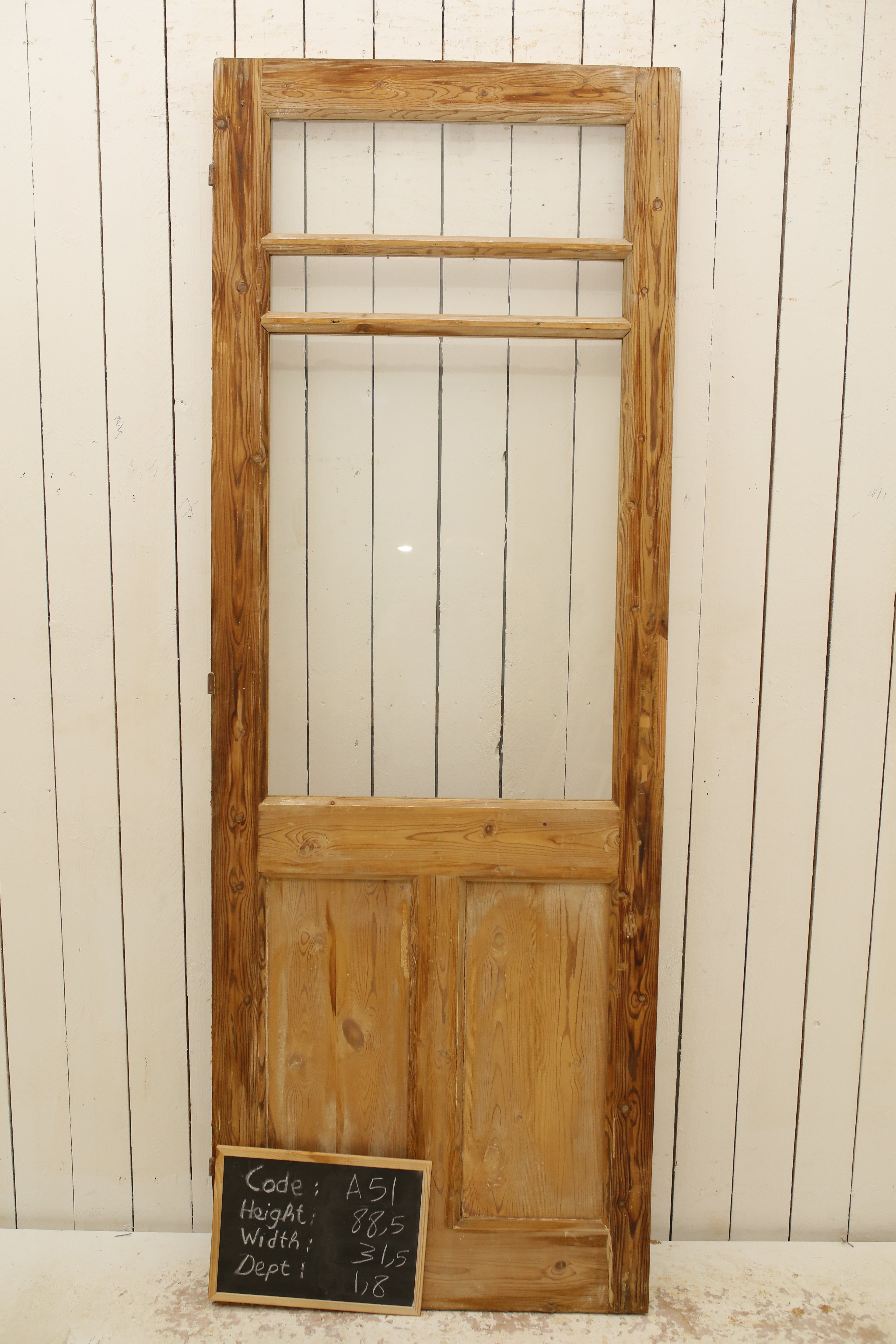 VINTAGE SINGLE GLASS DOOR A51