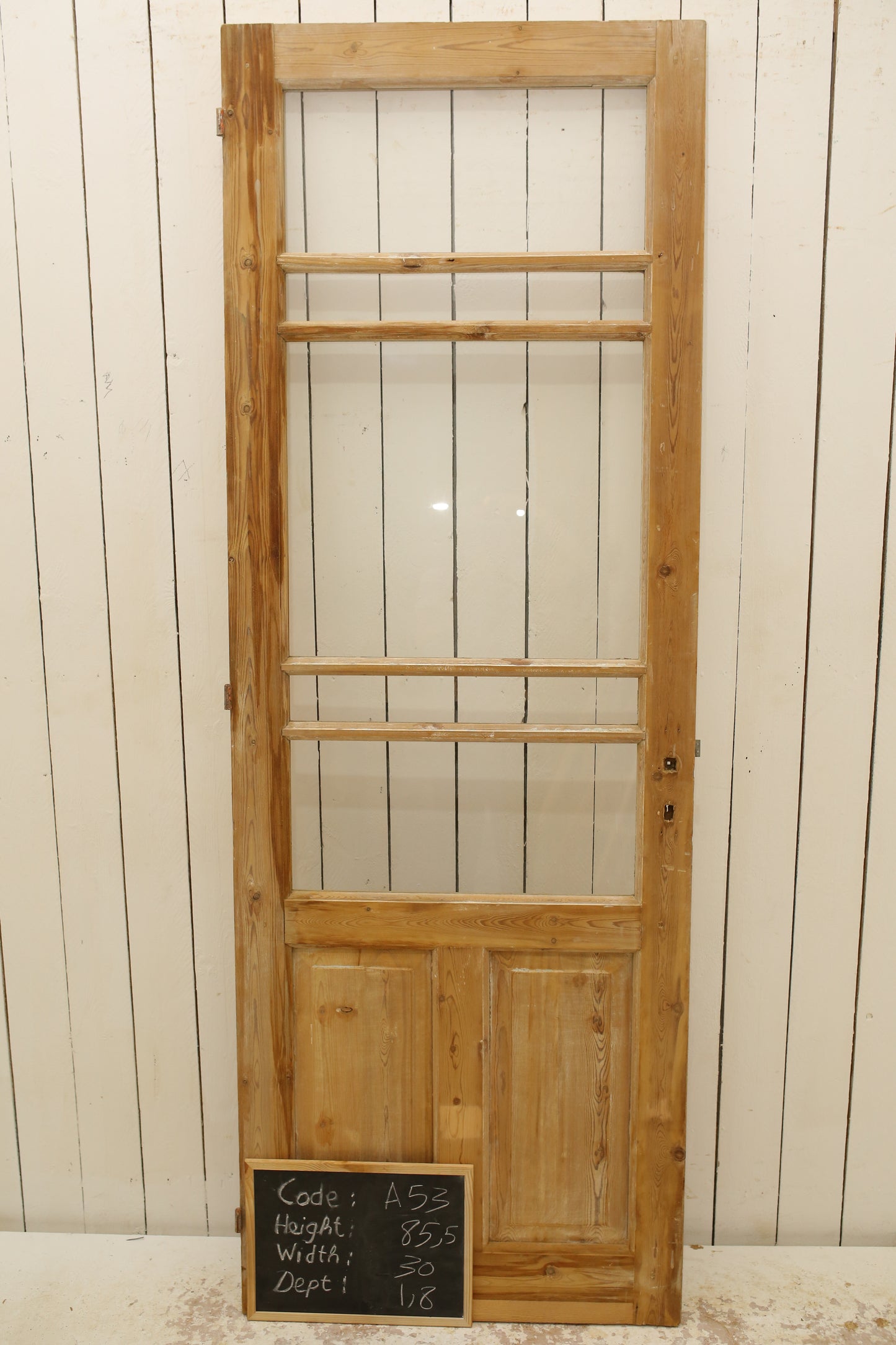 VINTAGE SINGLE GLASS DOOR A53