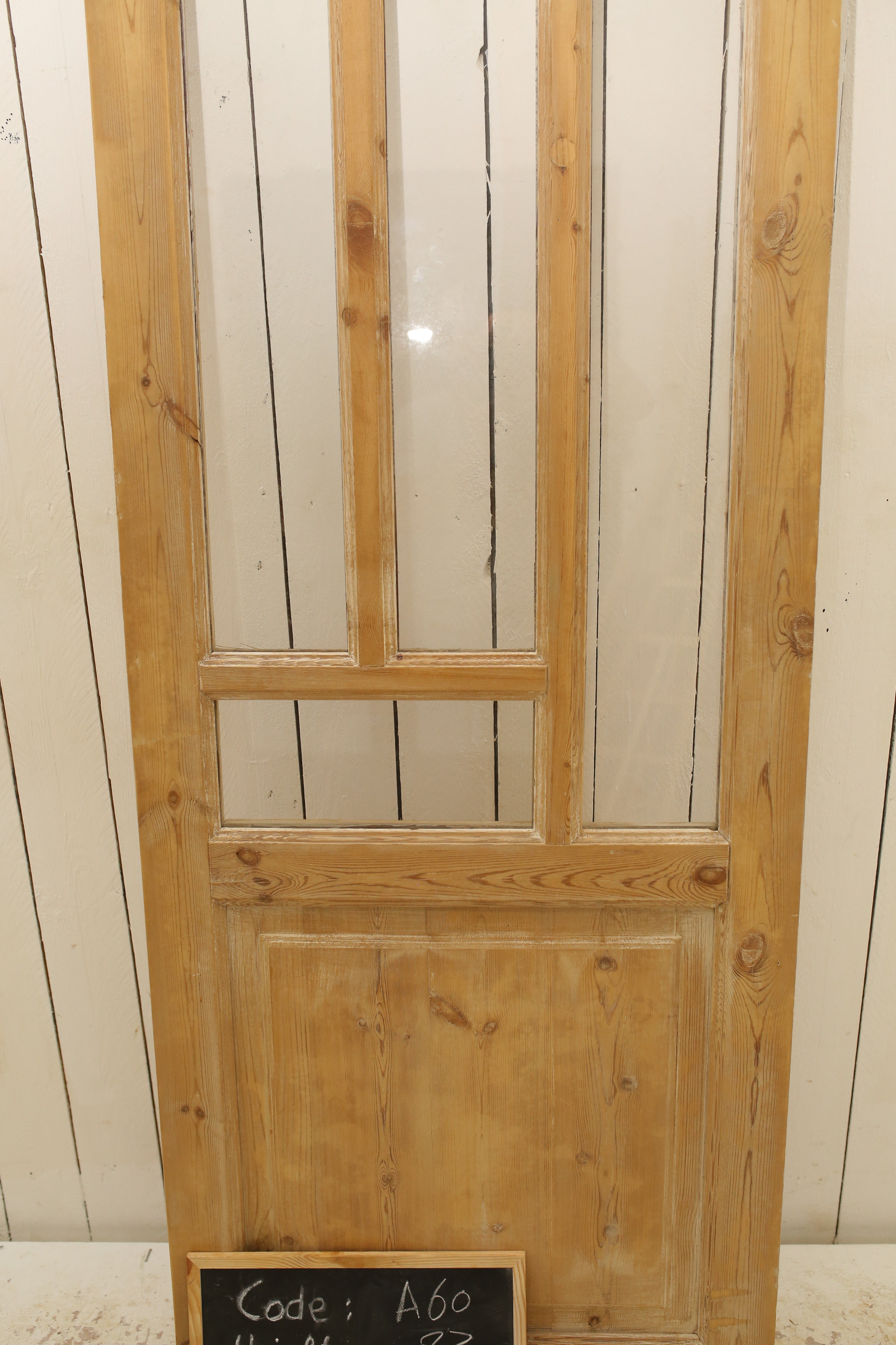 VINTAGE SINGLE GLASS DOOR A60