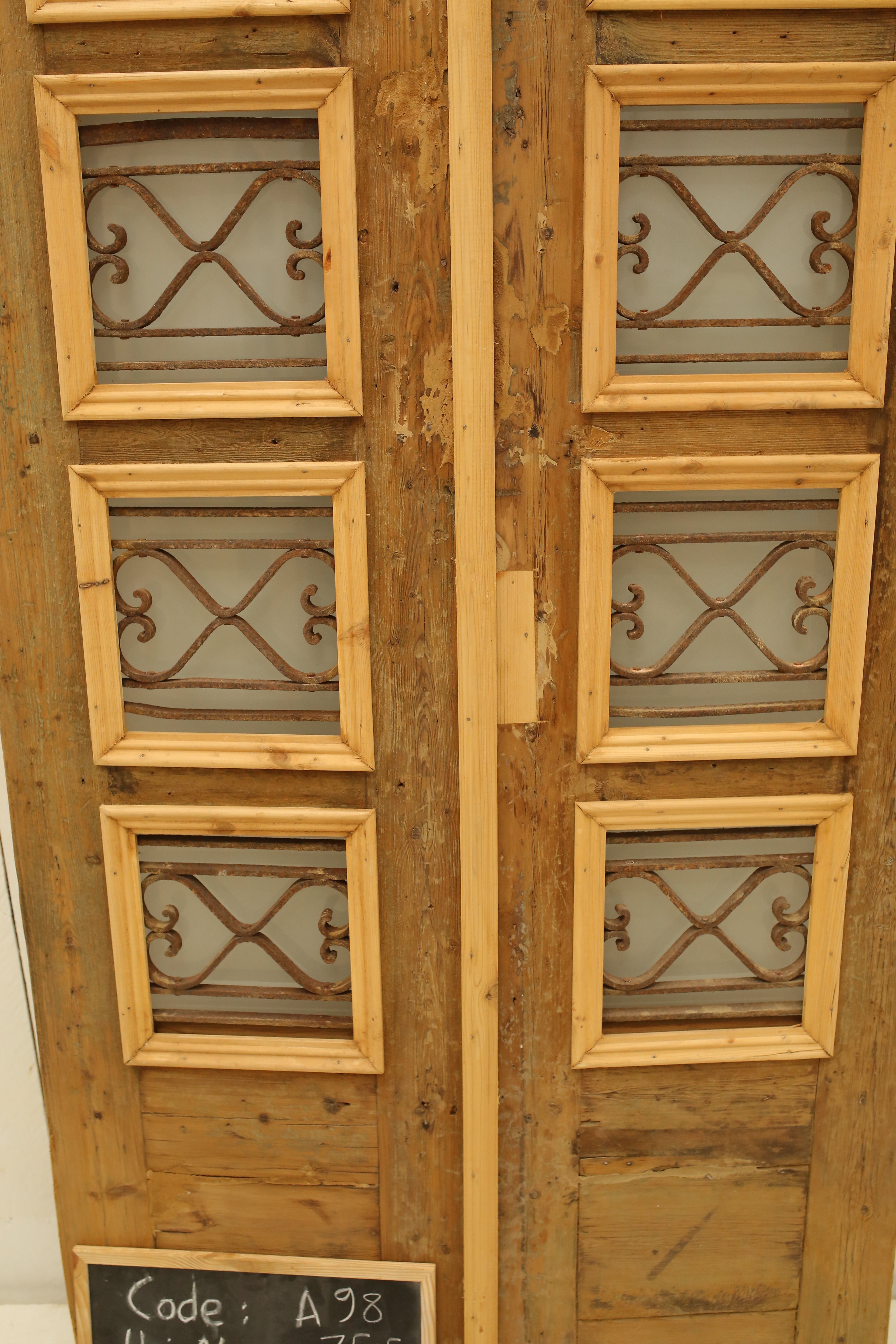 VINTAGE DBL FRENCH METAL DOOR A98