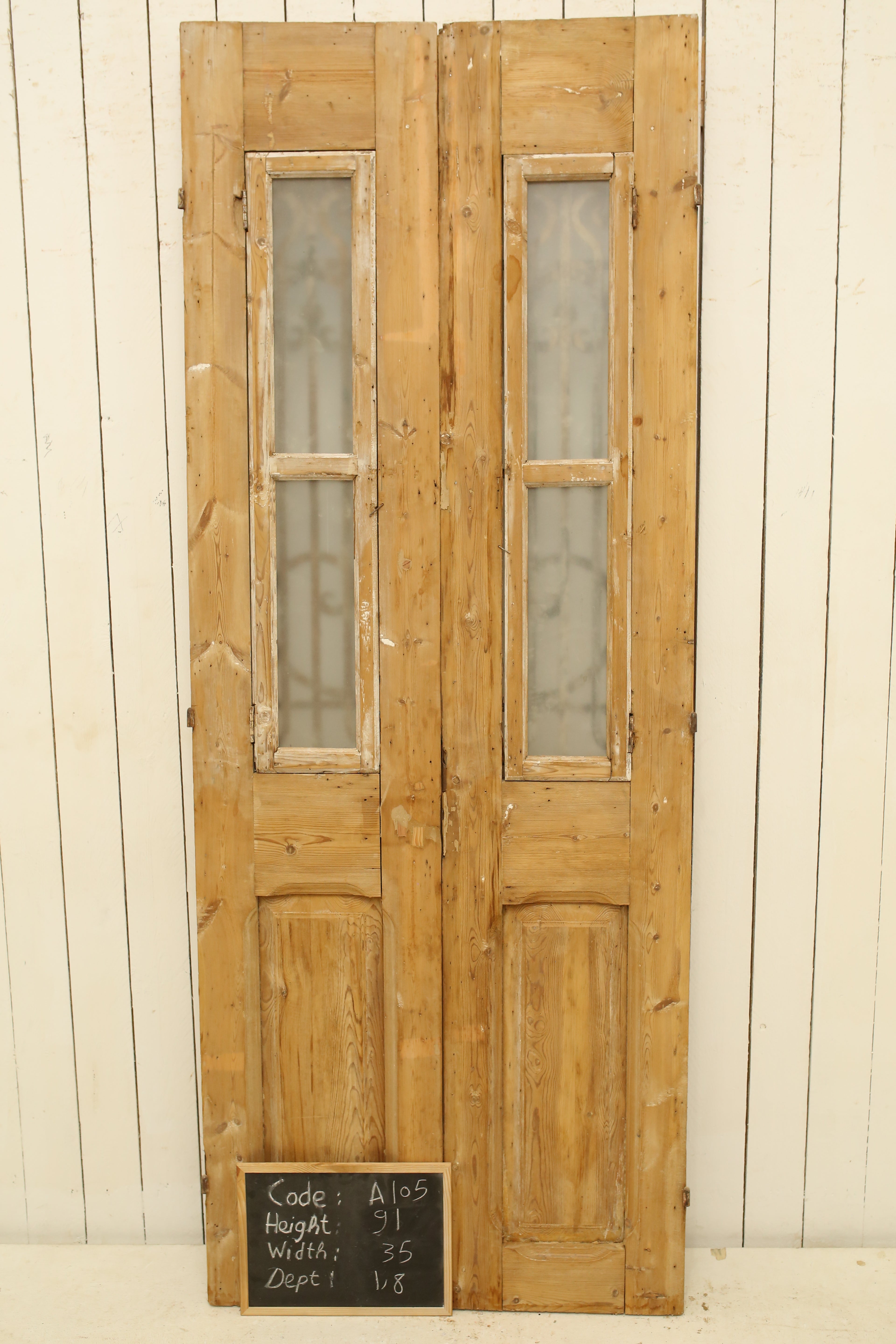 VINTAGE DBL FRENCH METAL DOOR A105