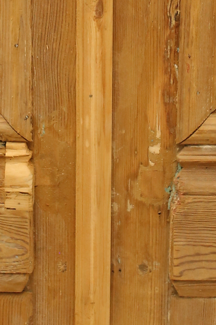 Vintage Double French Doors (with Metal) - A108