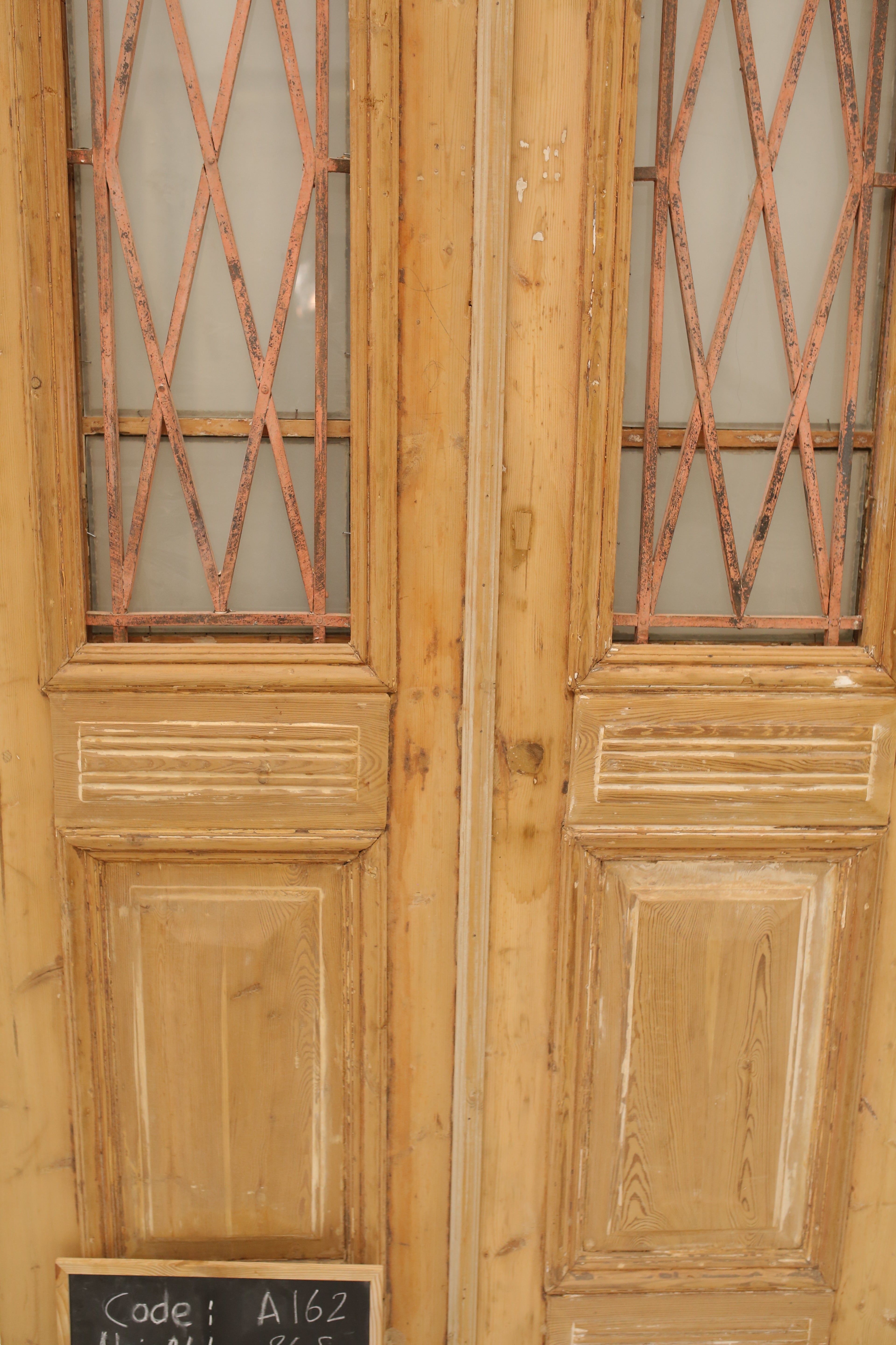 VINTAGE DBL FRENCH METAL DOOR A162