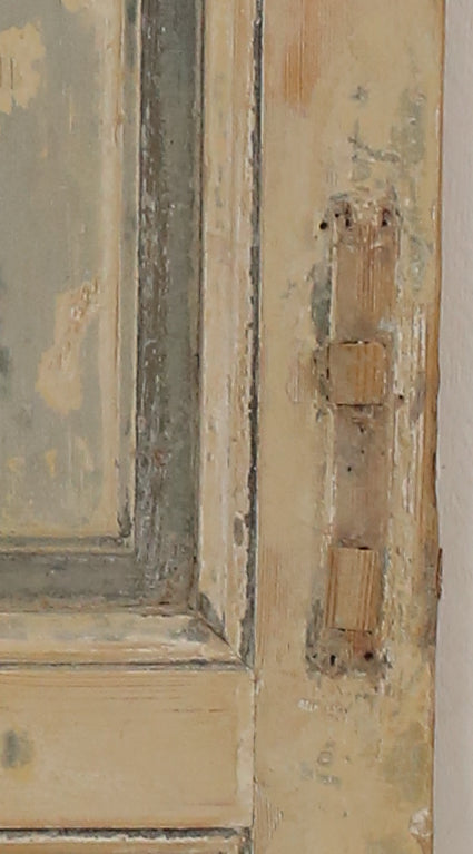 VINTAGE SINGLE DOOR A208