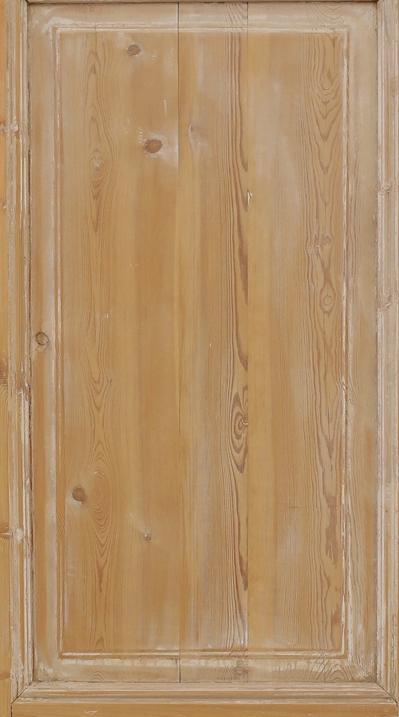 VINTAGE SINGLE DOOR A213