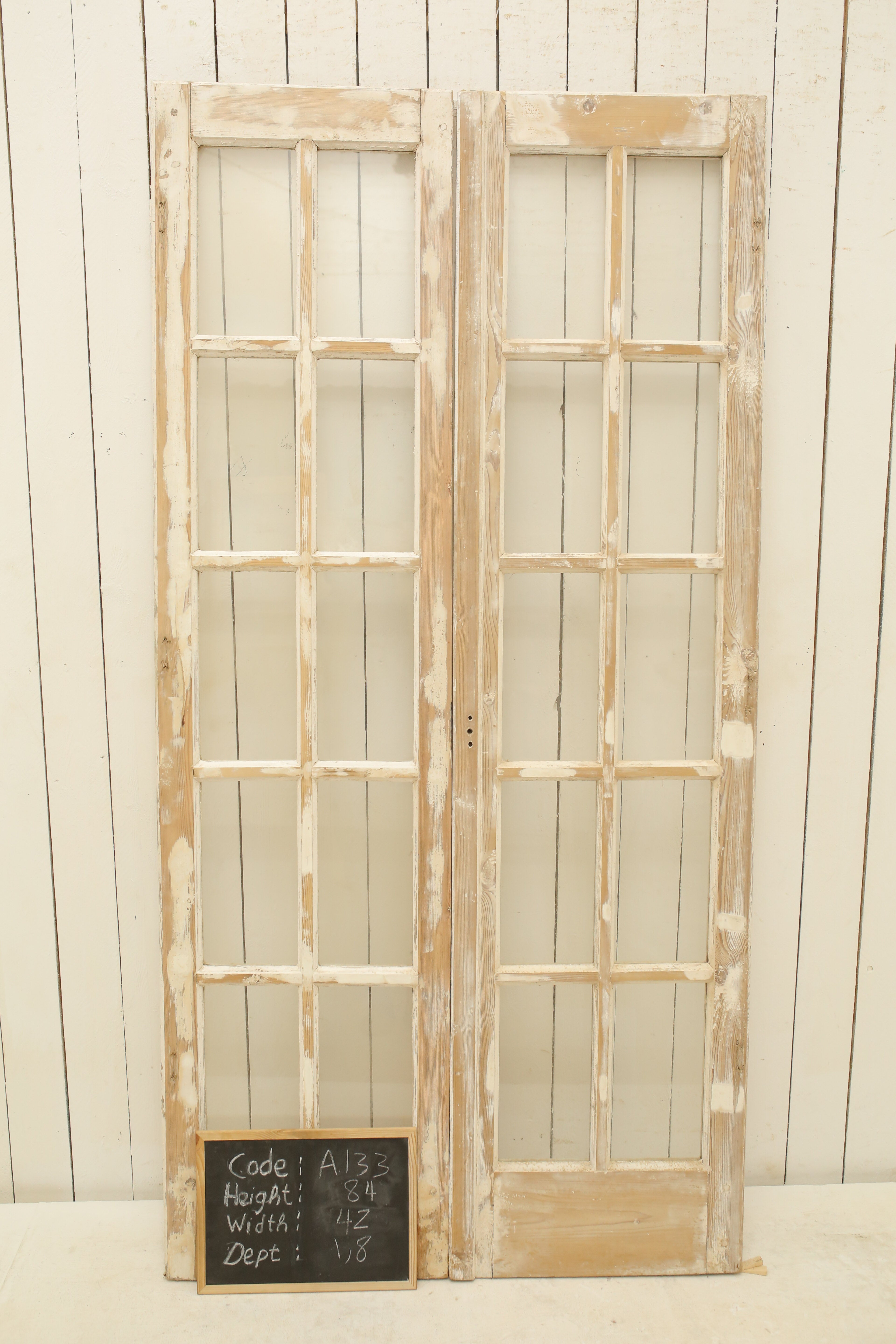 VINTAGE DBL FRENCH GLASS DOOR A133