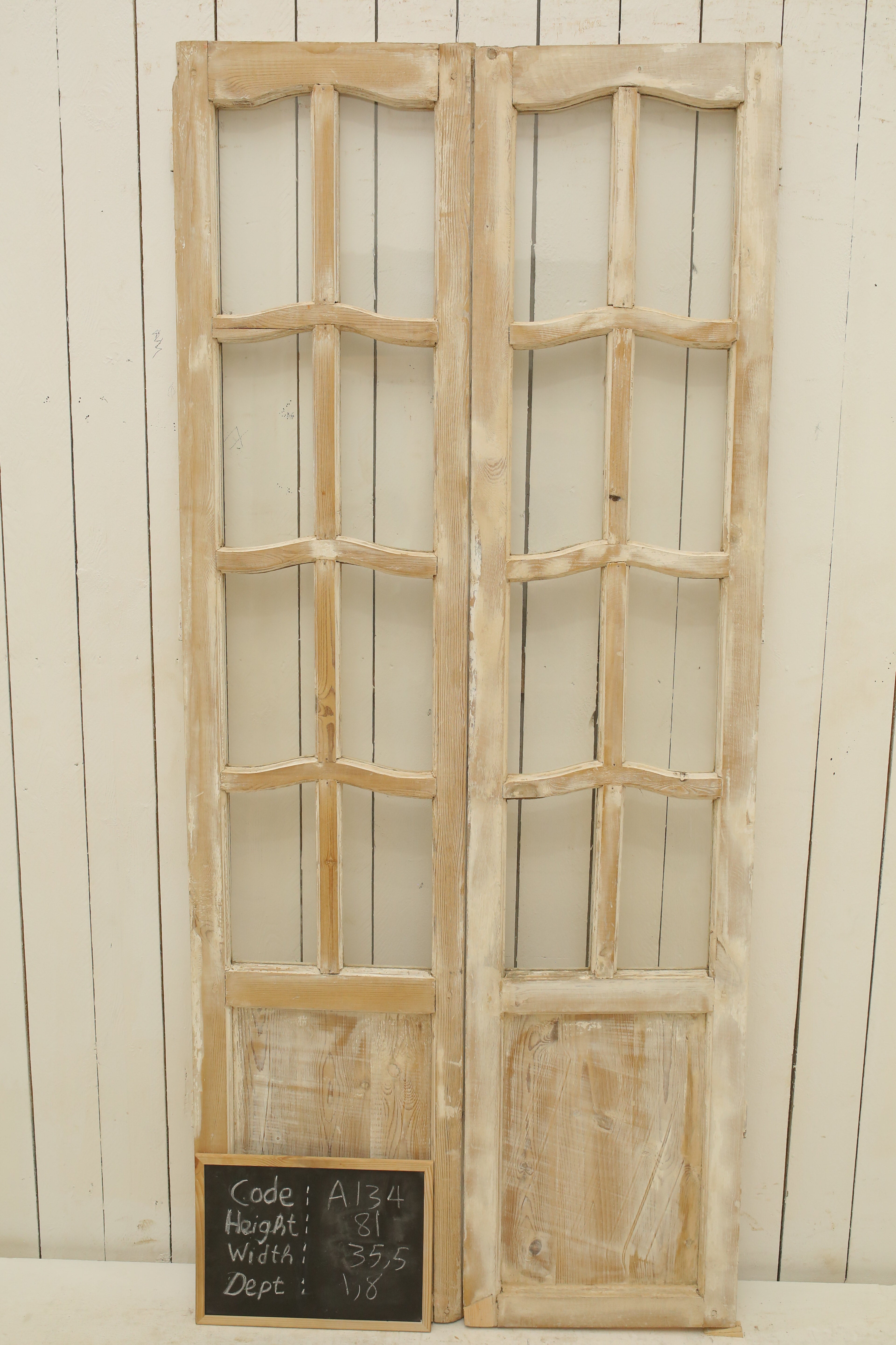 VINTAGE DBL FRENCH GLASS DOOR A134
