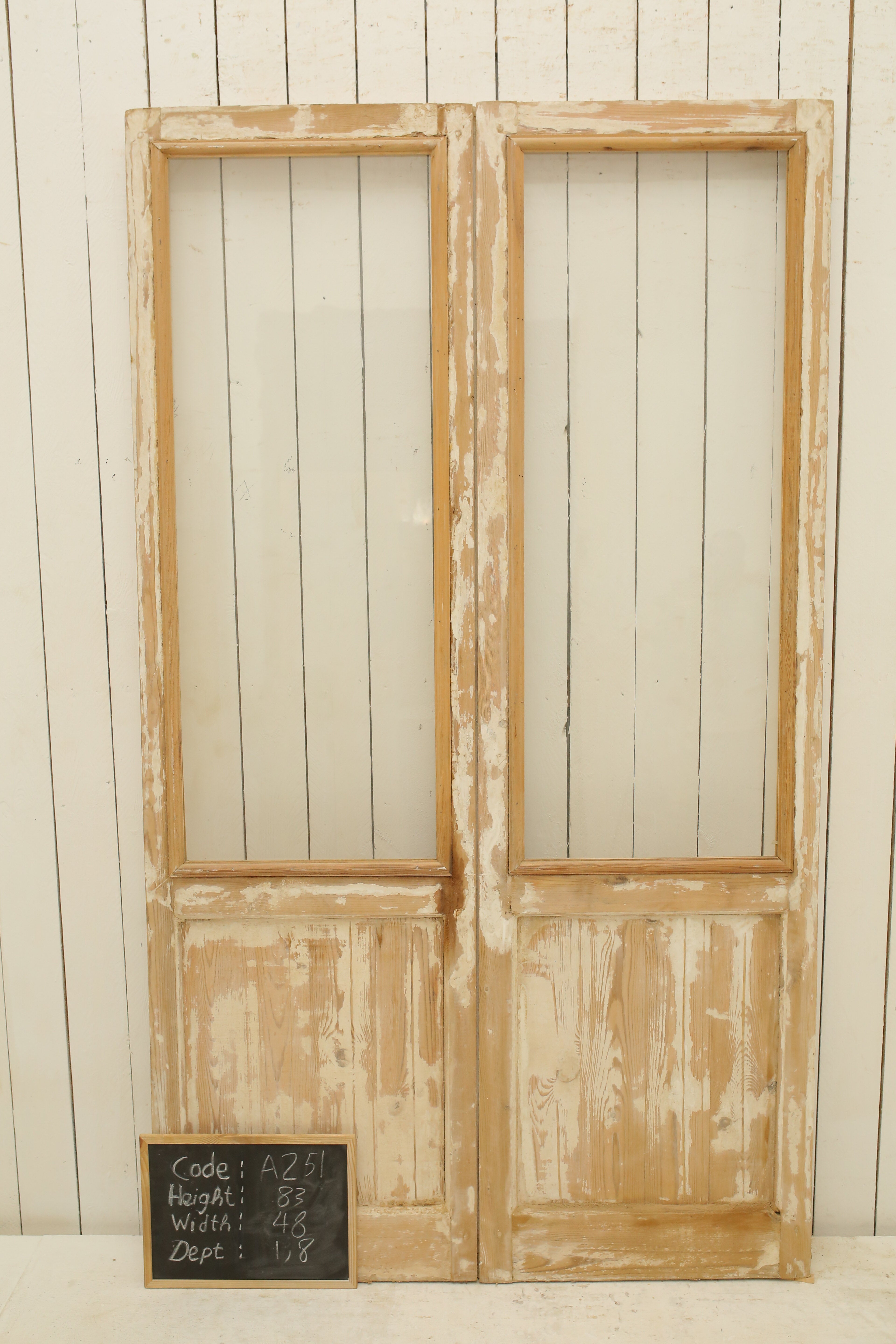 VINTAGE DBL FRENCH GLASS DOOR A251