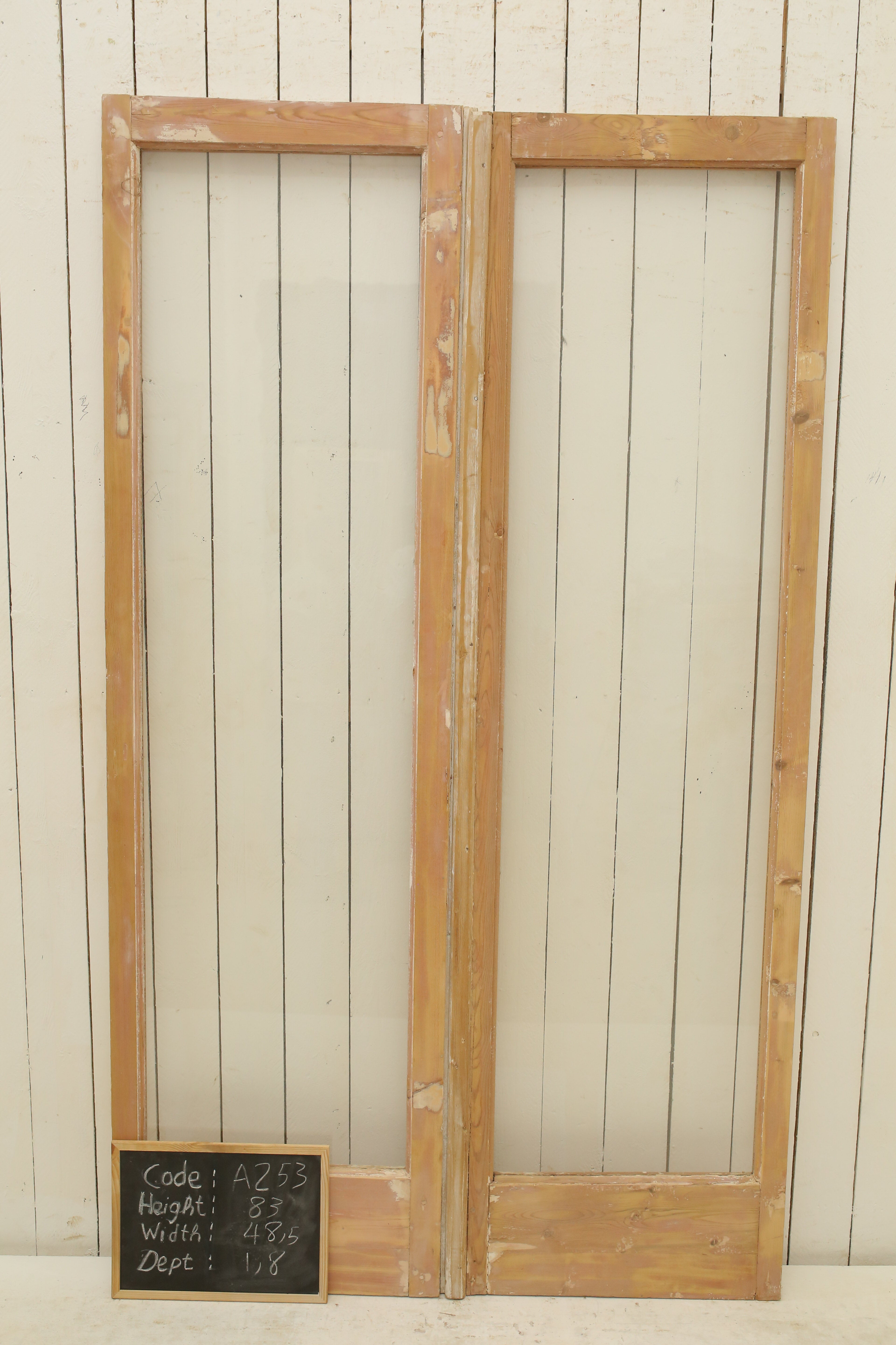 VINTAGE DBL FRENCH GLASS DOOR A253