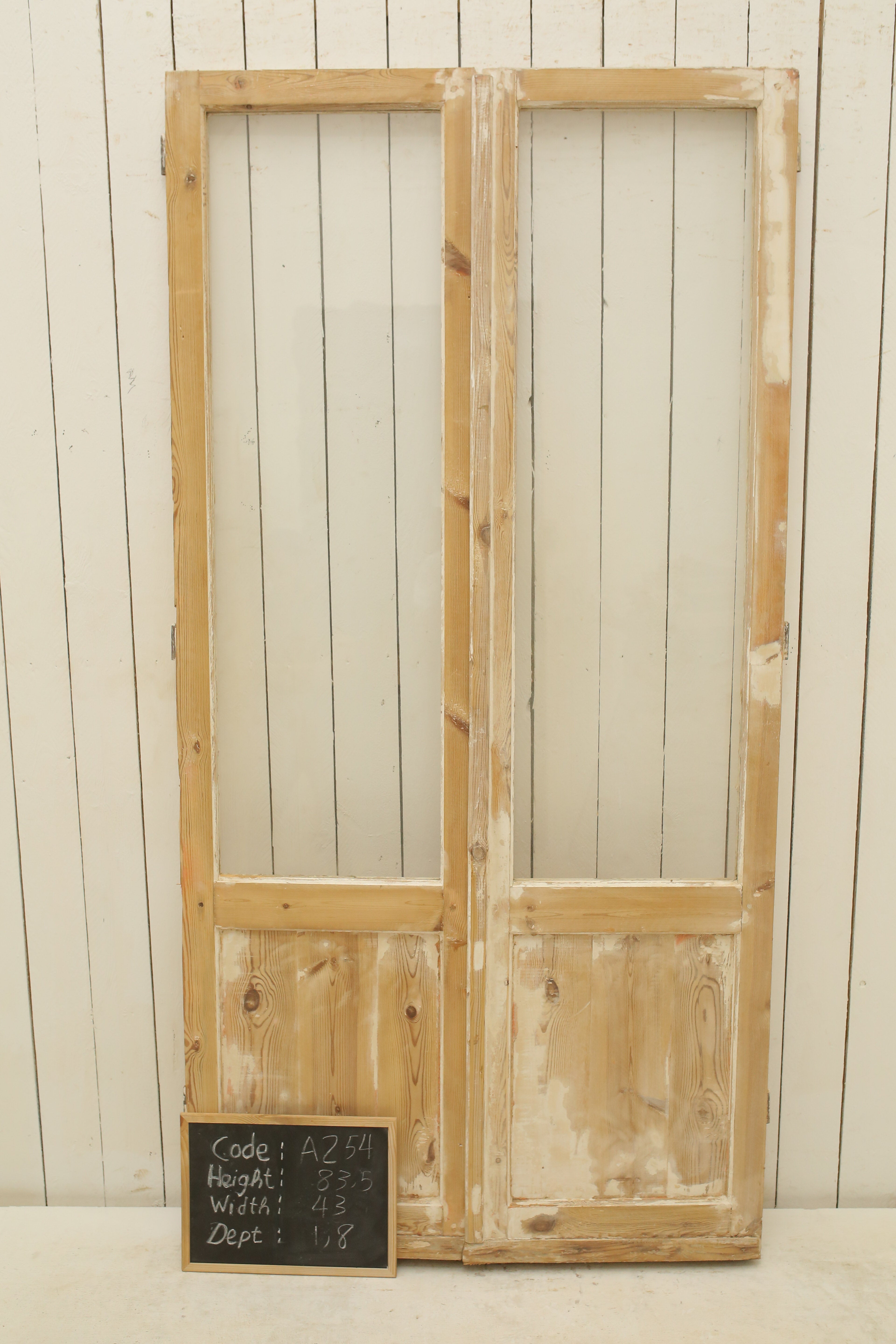 VINTAGE DBL FRENCH GLASS DOOR A254