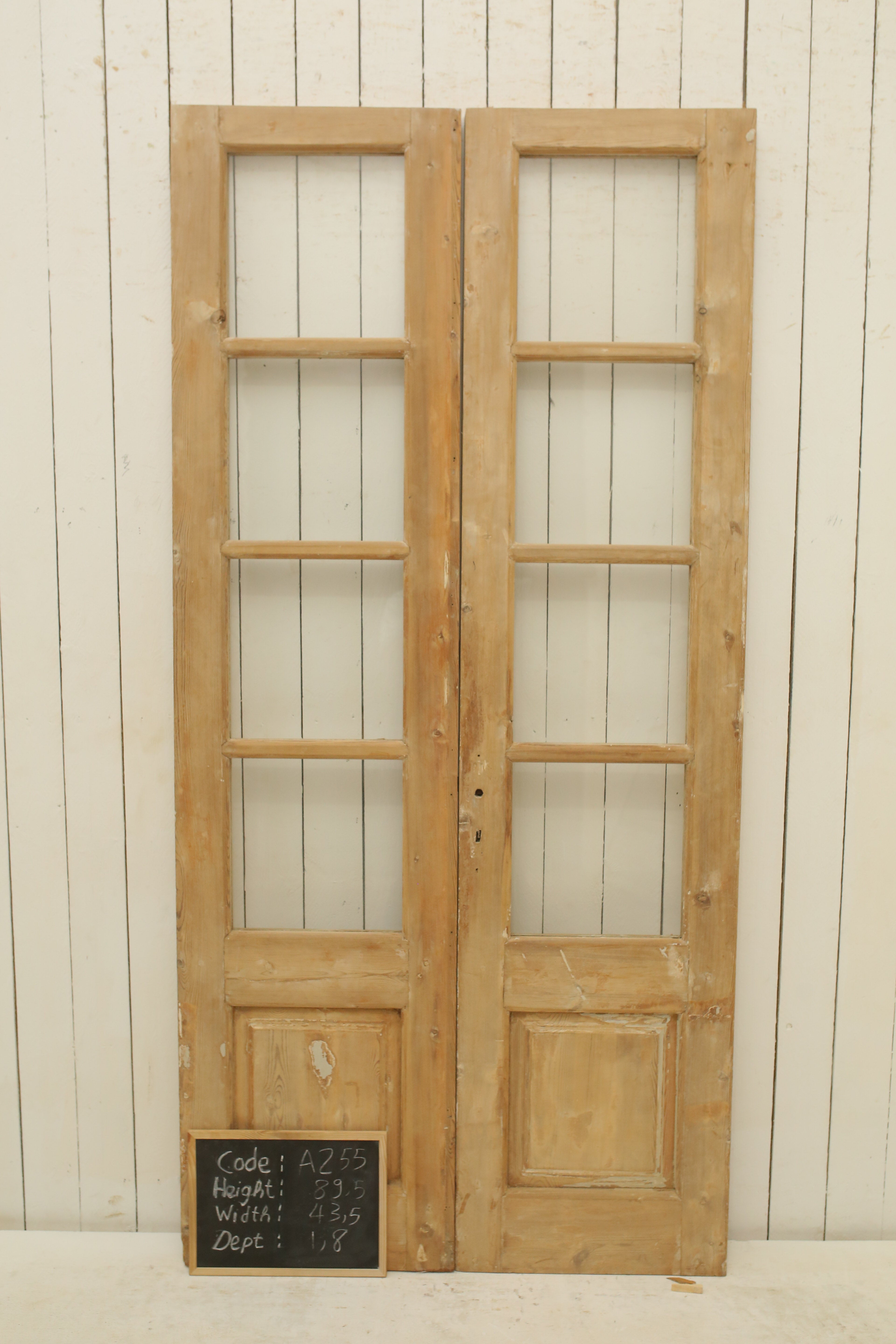VINTAGE DBL FRENCH GLASS DOOR A255