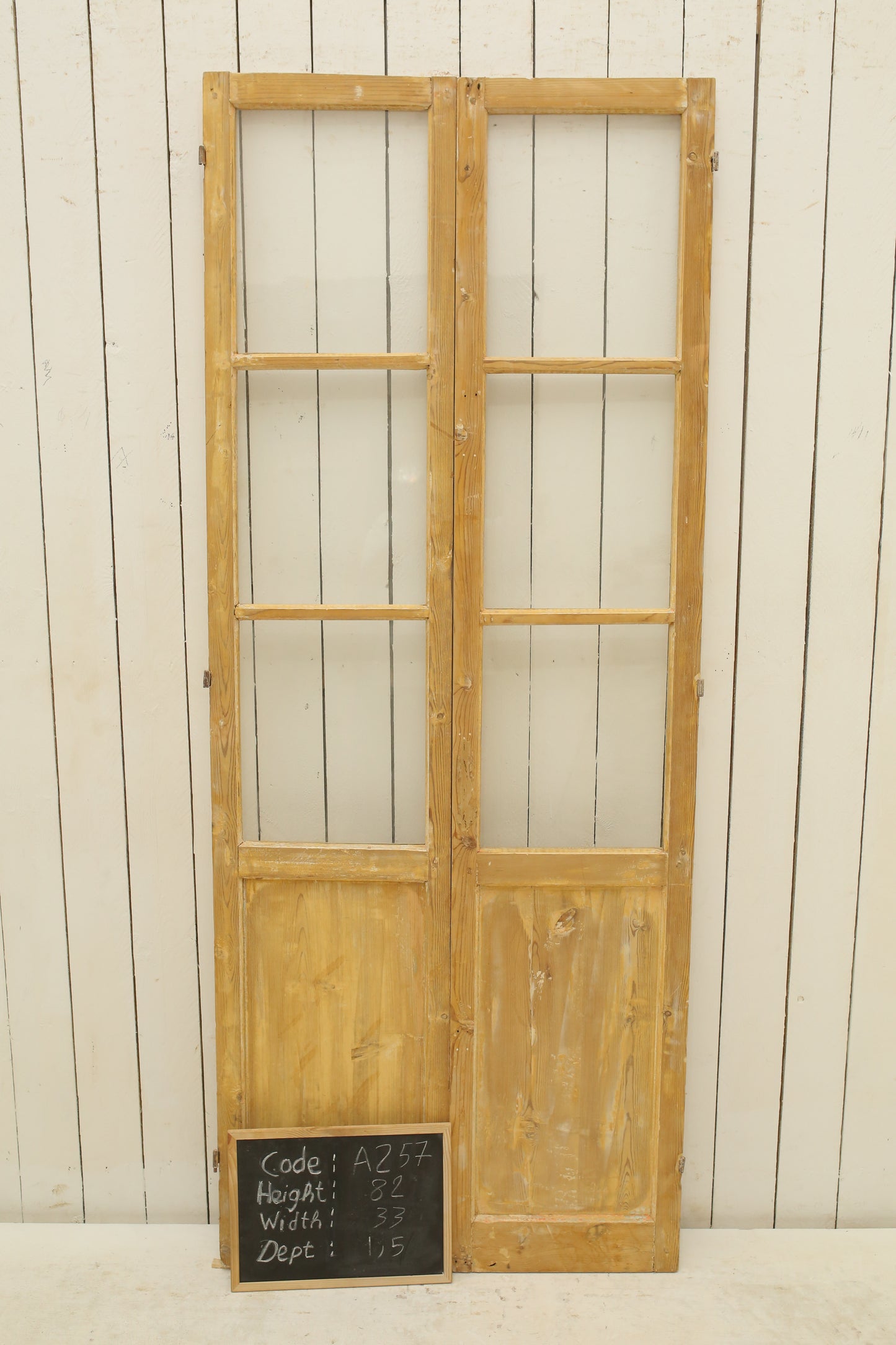 VINTAGE DBL FRENCH GLASS DOOR A257