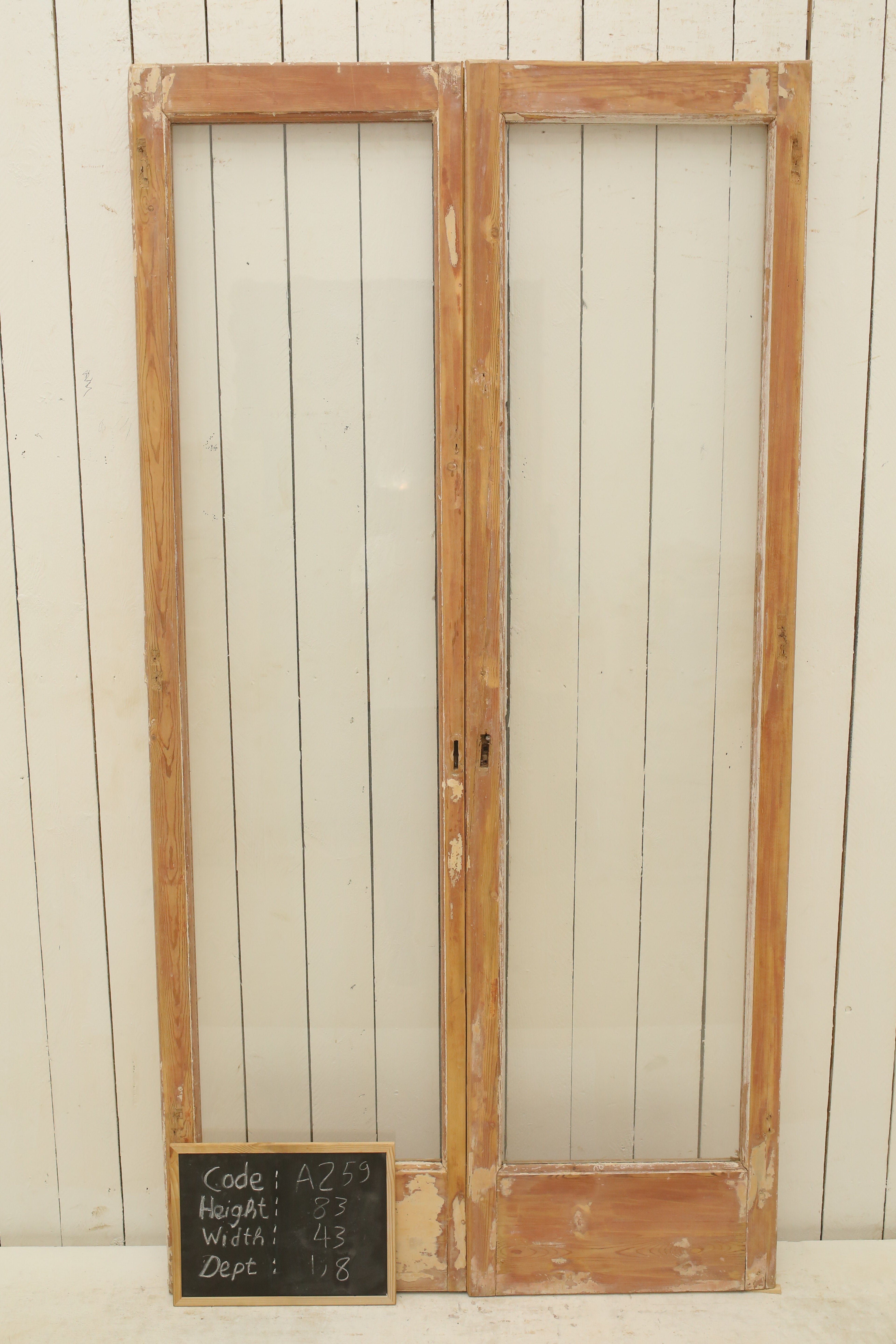 VINTAGE DBL FRENCH GLASS DOOR A259