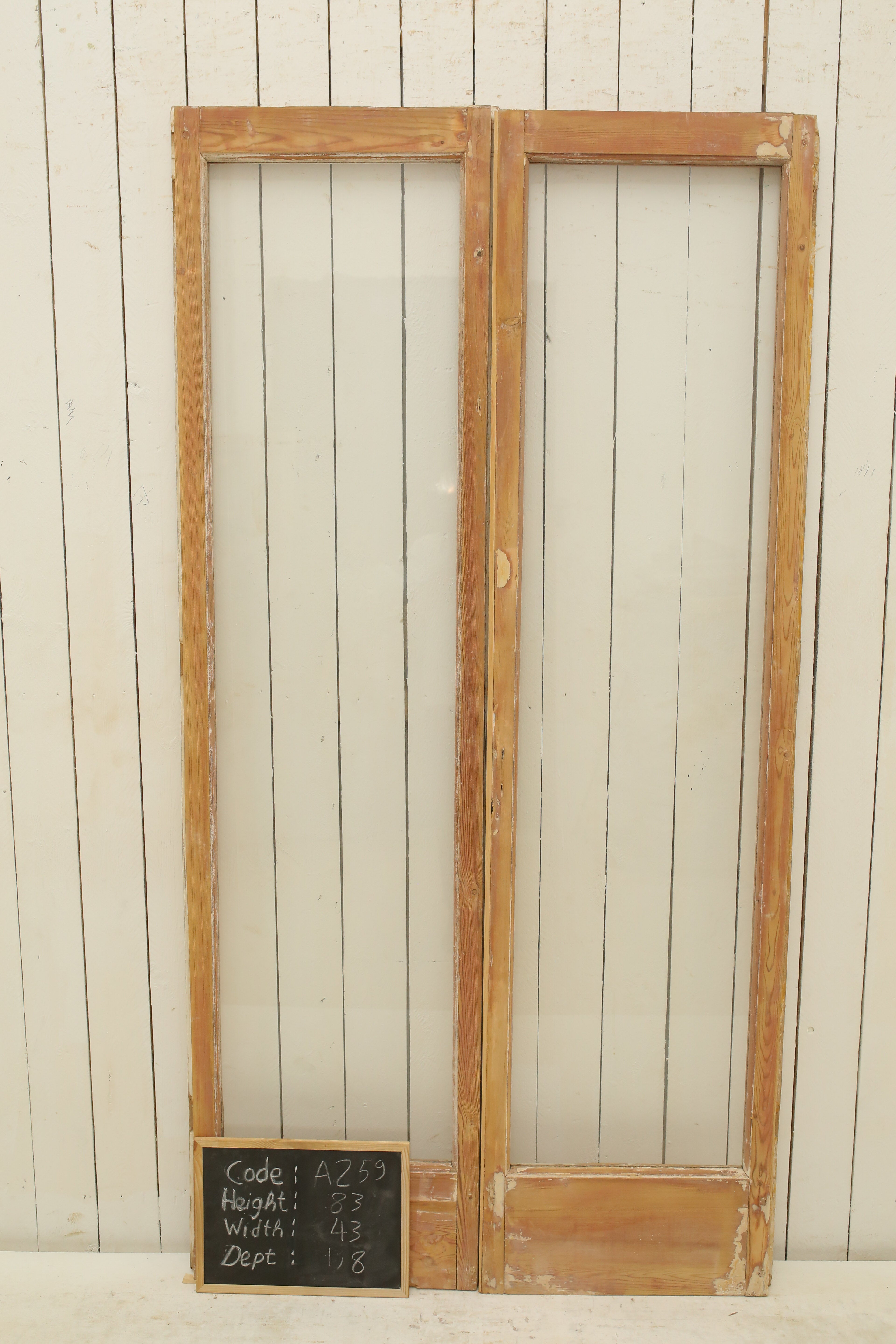 VINTAGE DBL FRENCH GLASS DOOR A259