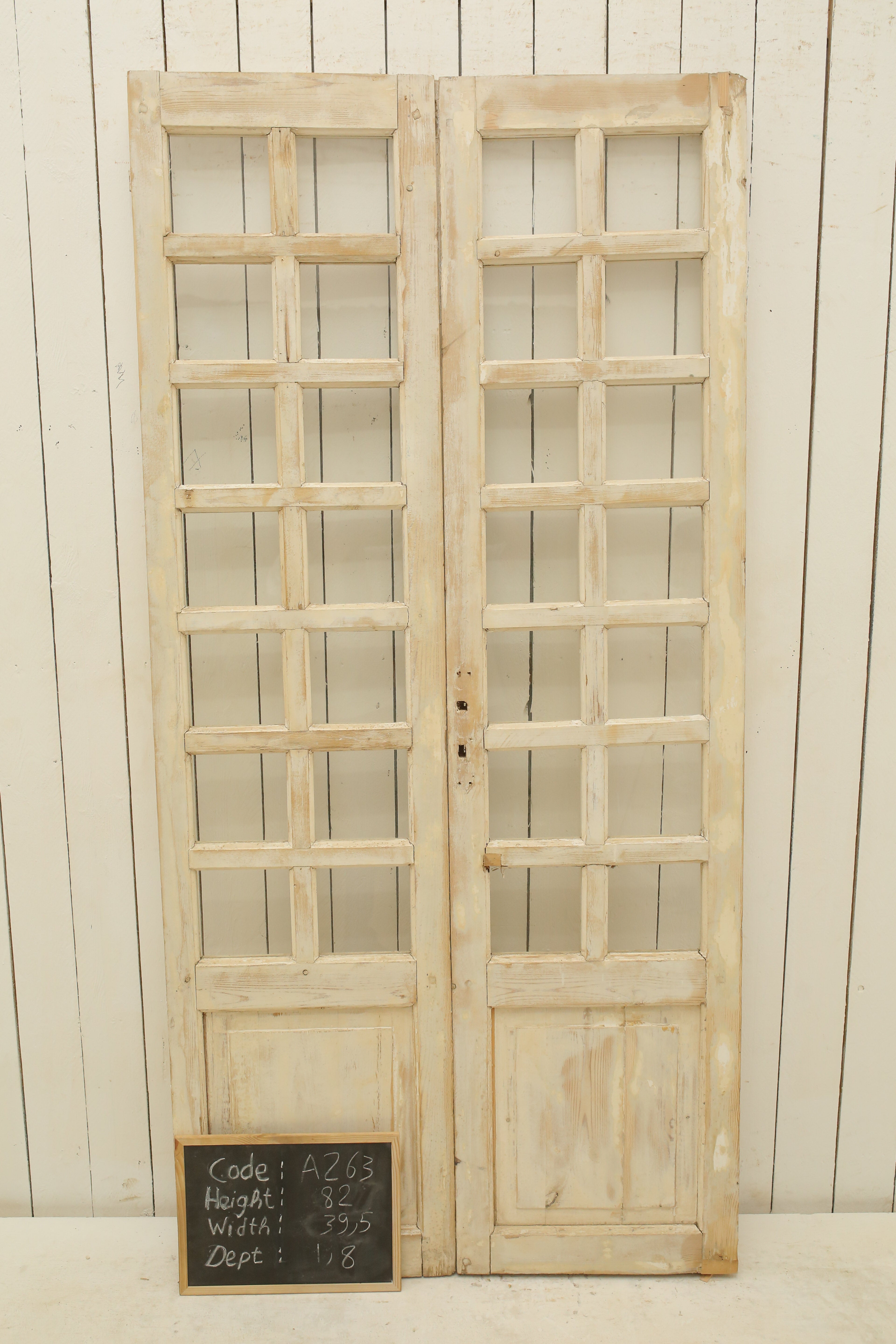 VINTAGE DBL FRENCH GLASS DOOR A263