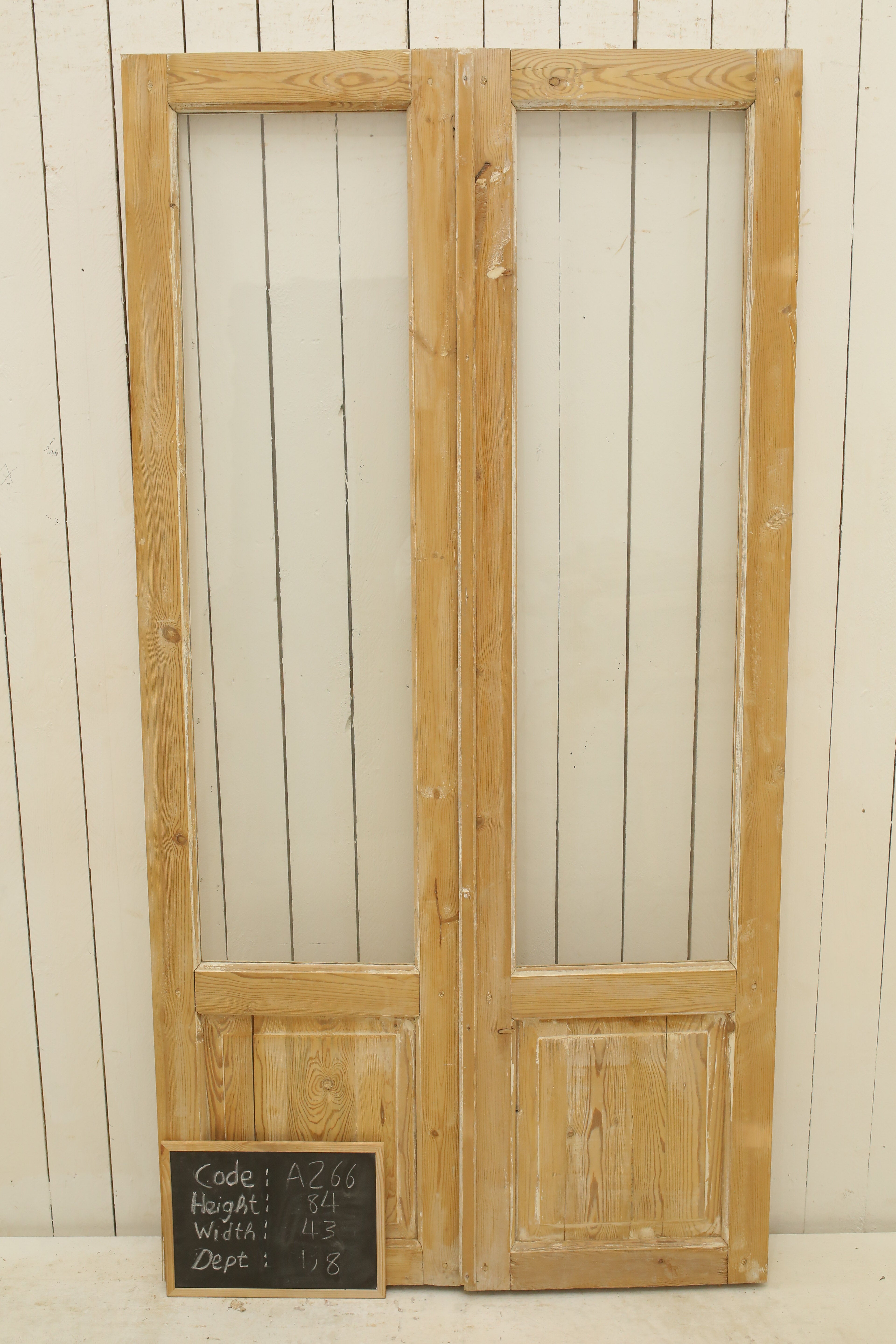 VINTAGE DBL FRENCH GLASS DOOR A266