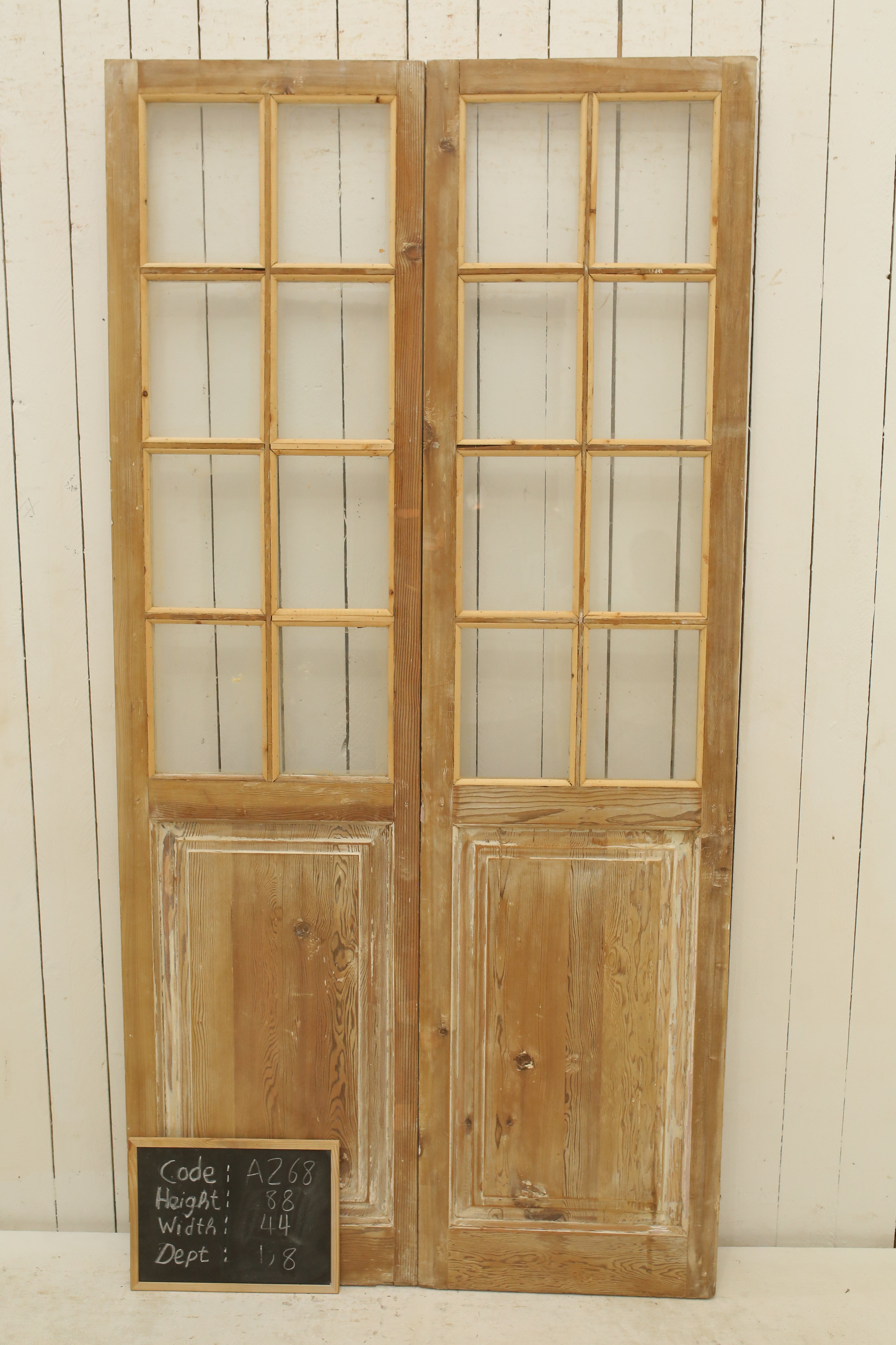 VINTAGE DBL FRENCH GLASS DOOR A268